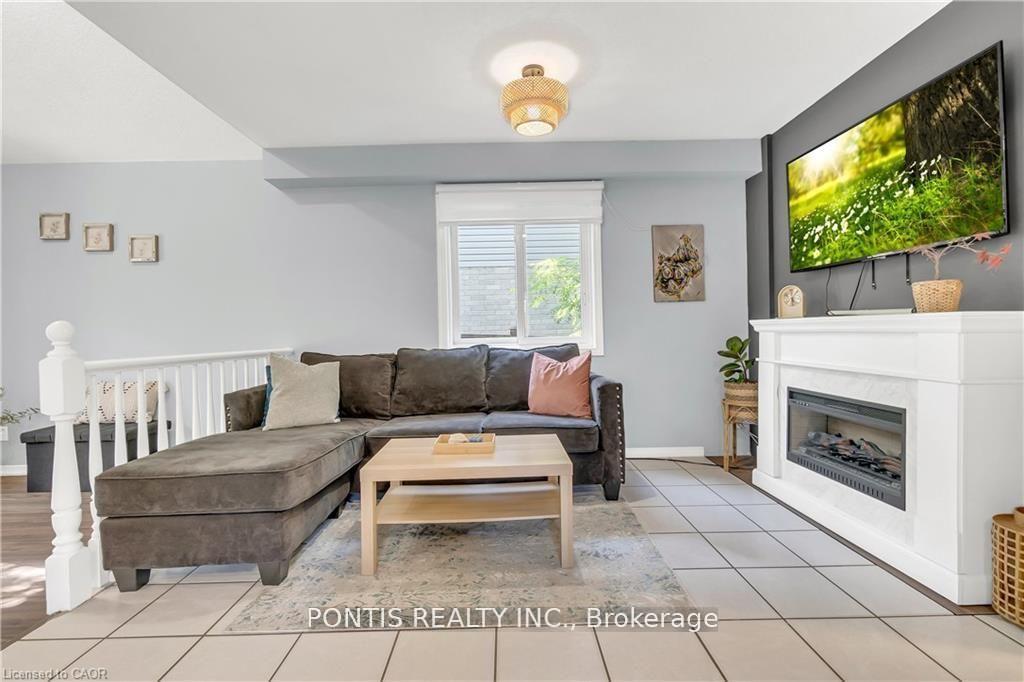 Photo 7 of 40 Alderson Drive, Cambridge, Hespeler Village — HOMEH