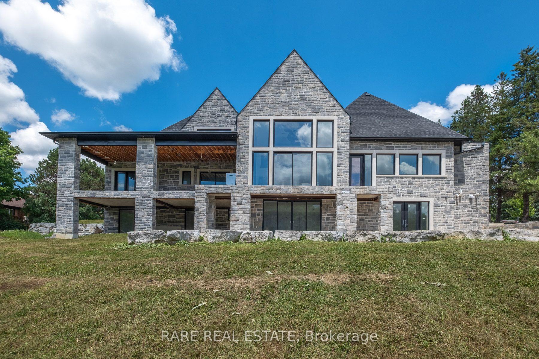 Photo 2 of 23 Valleyview Court, Vaughan, Kleinburg — HOMEH