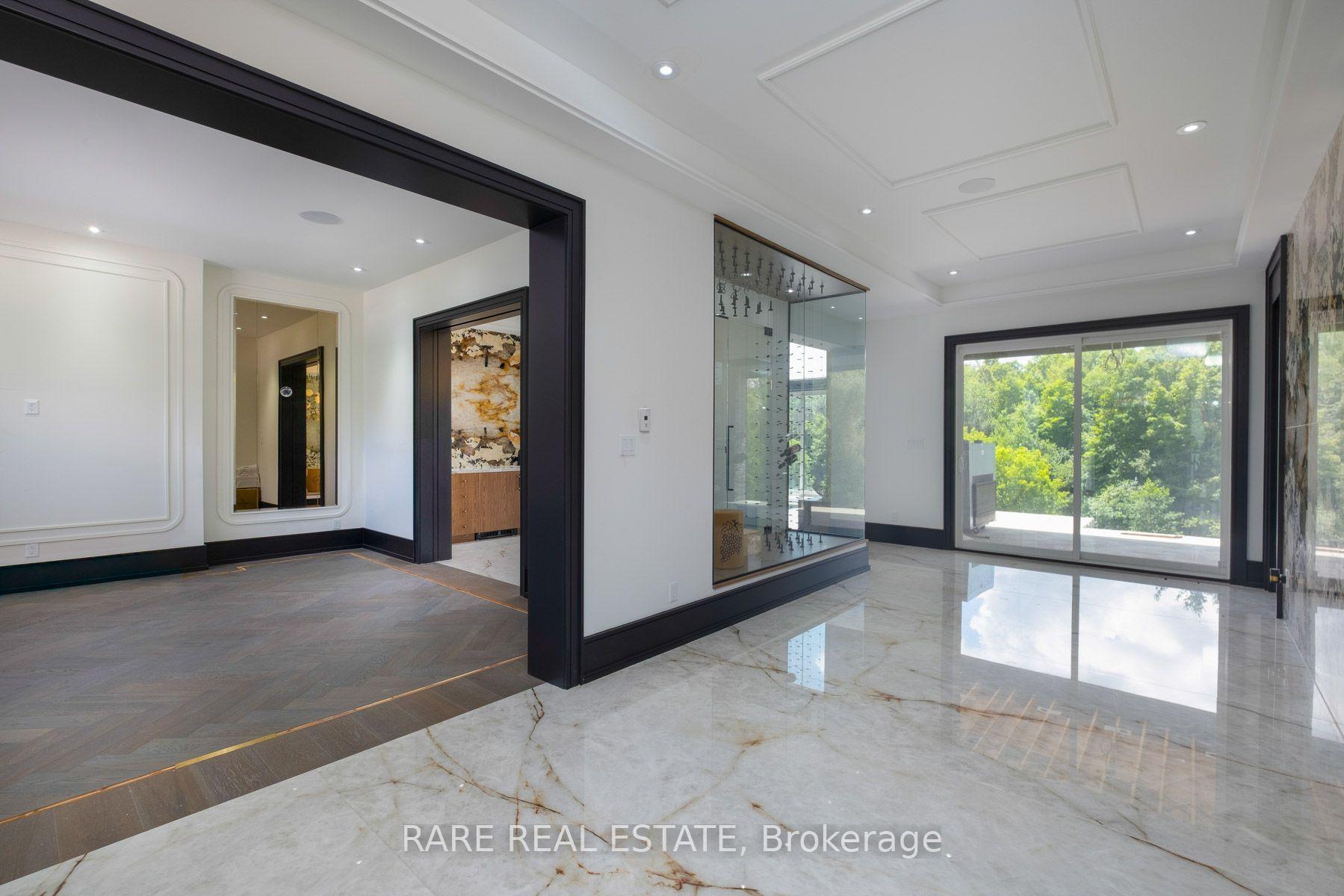 Photo 7 of 23 Valleyview Court, Vaughan, Kleinburg — HOMEH
