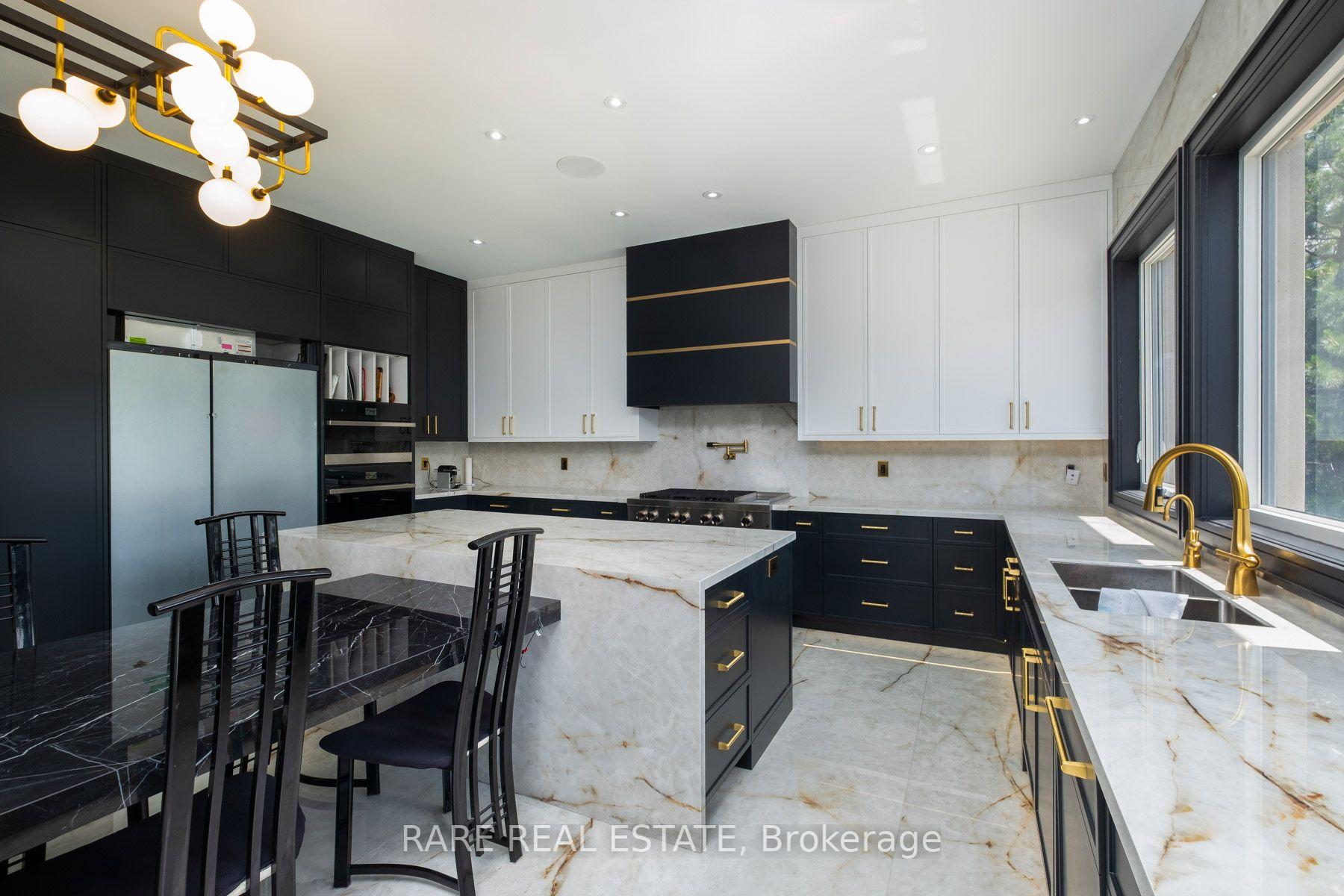Photo 19 of 23 Valleyview Court, Vaughan, Kleinburg — HOMEH