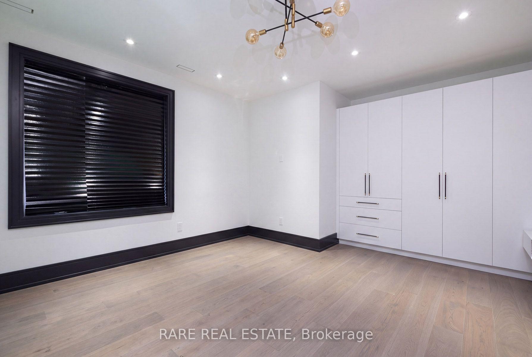 Photo 28 of 23 Valleyview Court, Vaughan, Kleinburg — HOMEH