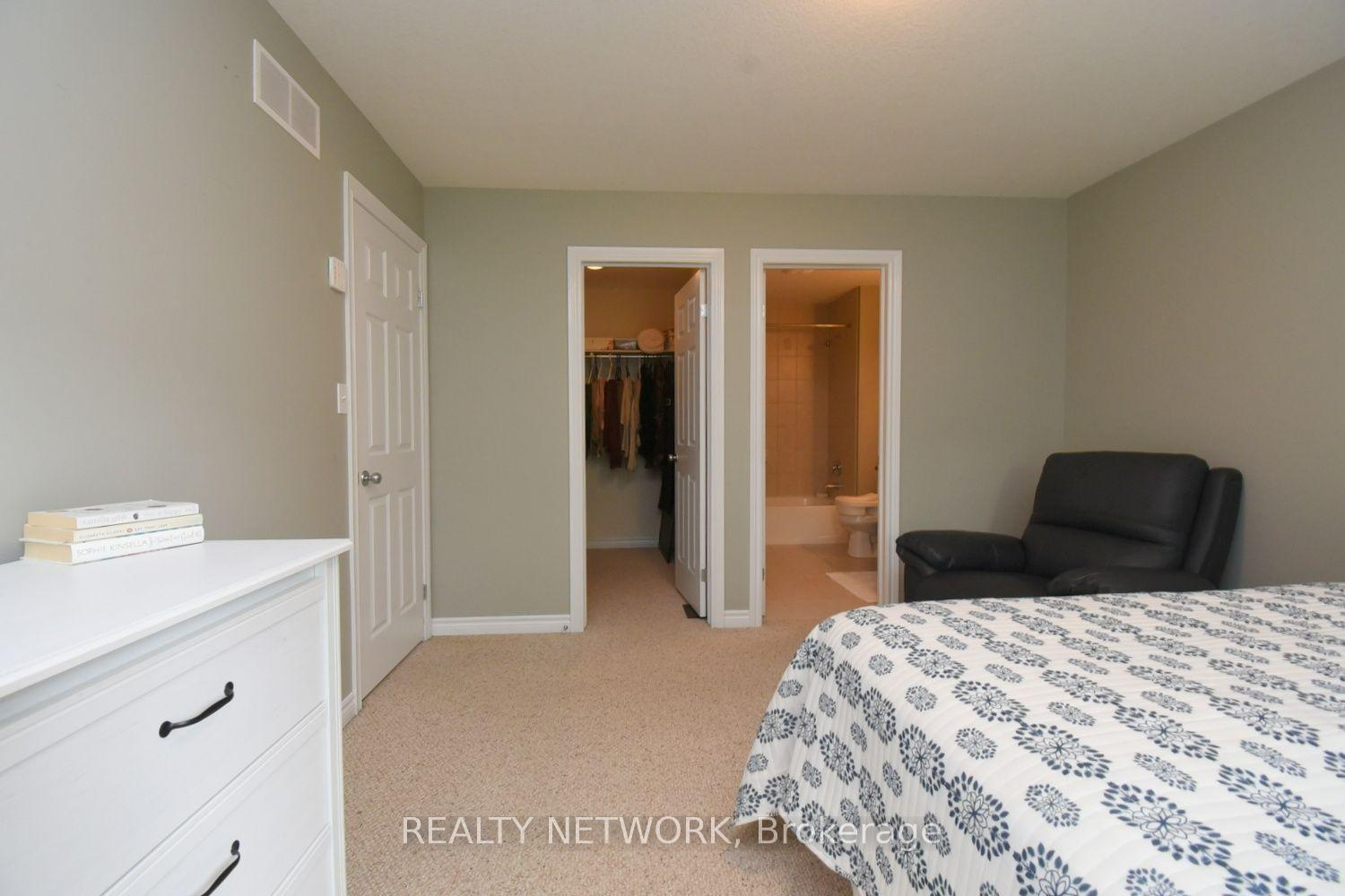 Photo 16 of 132 Clough Crescent, Guelph, Pineridge/Westminster Woods — HOMEH