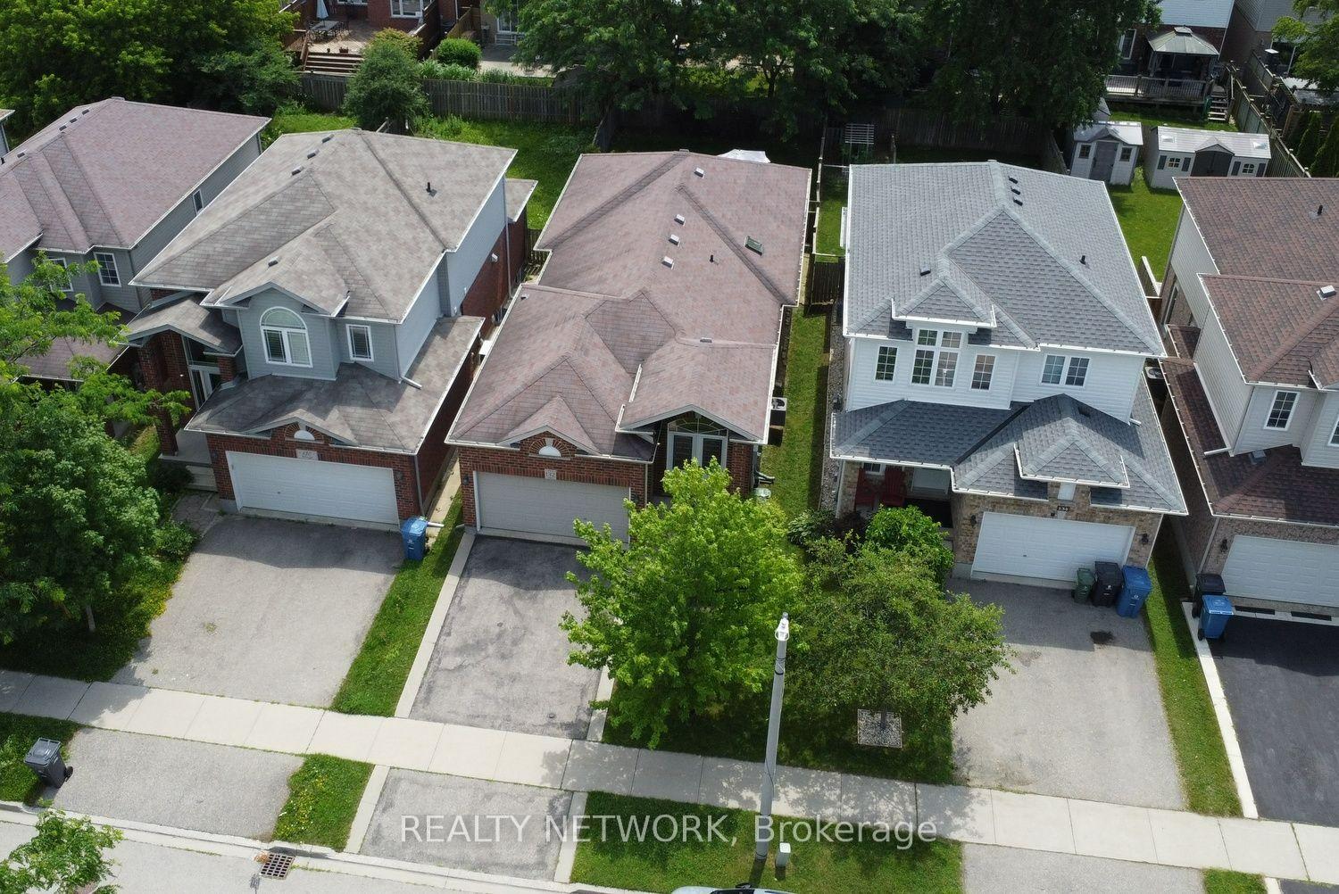 Photo 35 of 132 Clough Crescent, Guelph, Pineridge/Westminster Woods — HOMEH