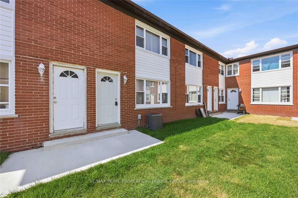 Photo 3 of Unit 2B, 205 Fane Street, St. Clair — HOMEH