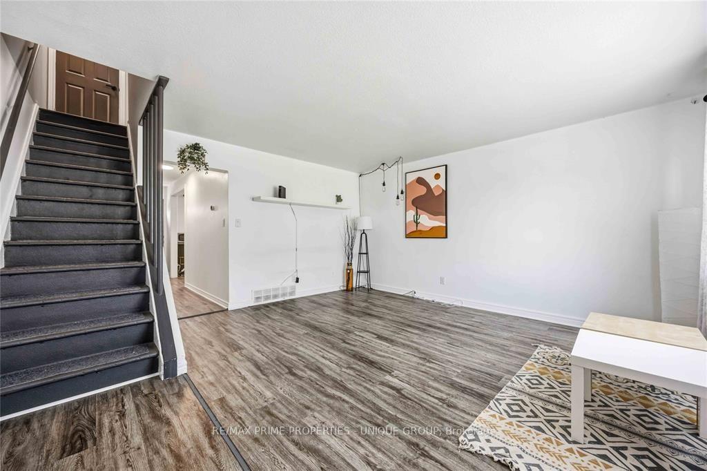 Photo 5 of Unit 2B, 205 Fane Street, St. Clair — HOMEH