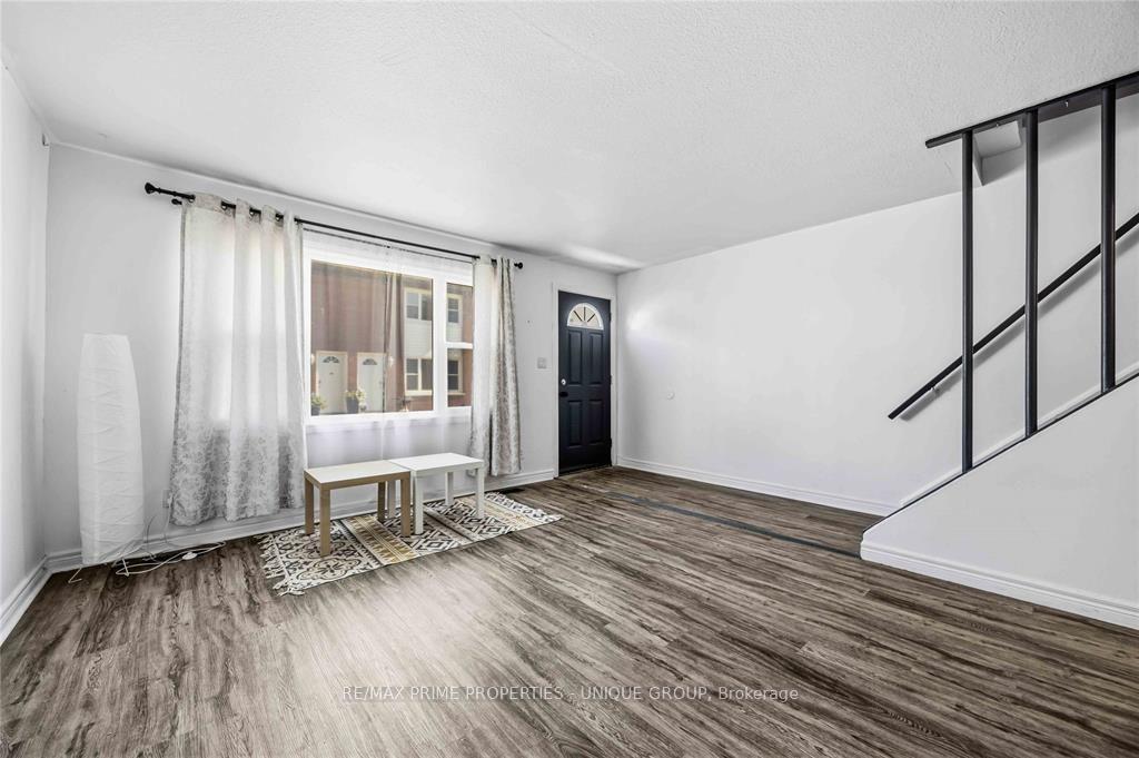 Photo 7 of Unit 2B, 205 Fane Street, St. Clair — HOMEH