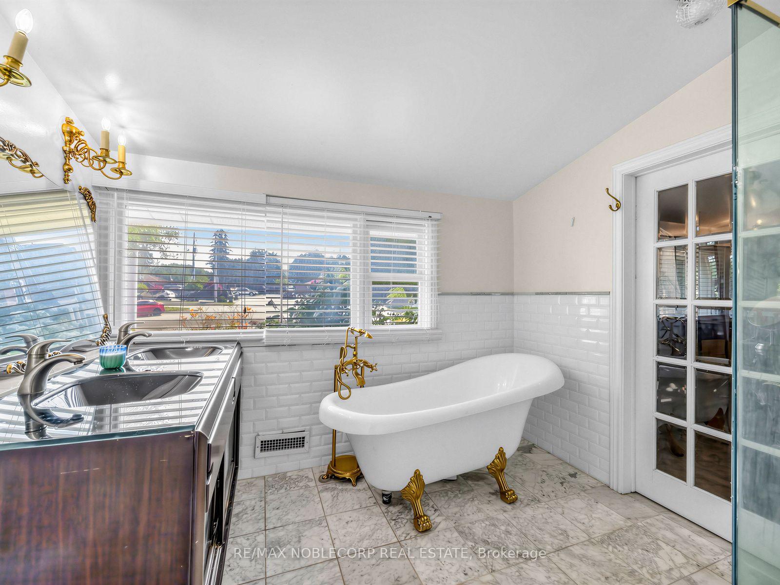 Photo 38 of 12 George McKenzie Court, North York, Humberlea-Pelmo Park — HOMEH