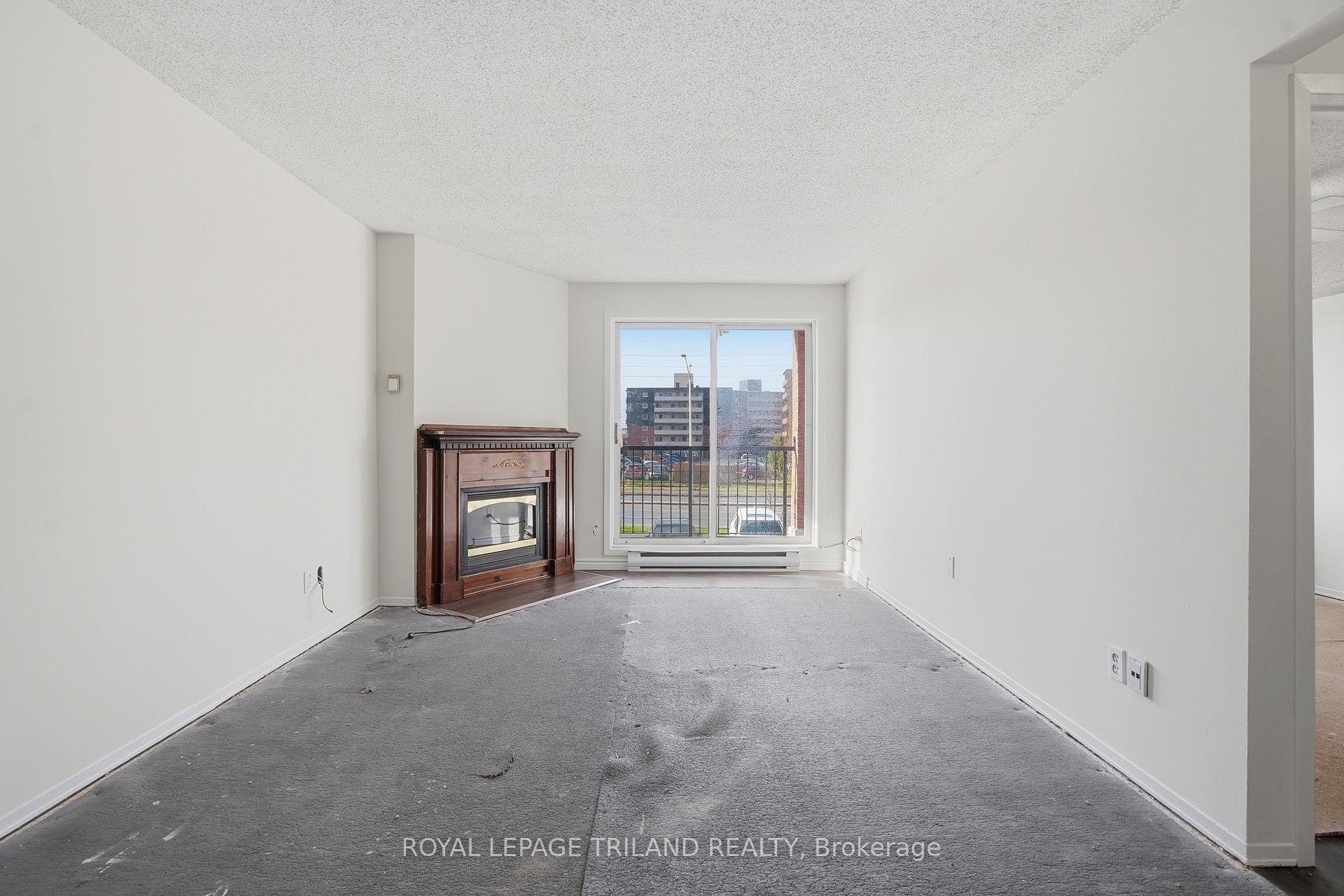 Photo 9 of Unit 135, 1096 Jalna Boulevard, London, South X — HOMEH