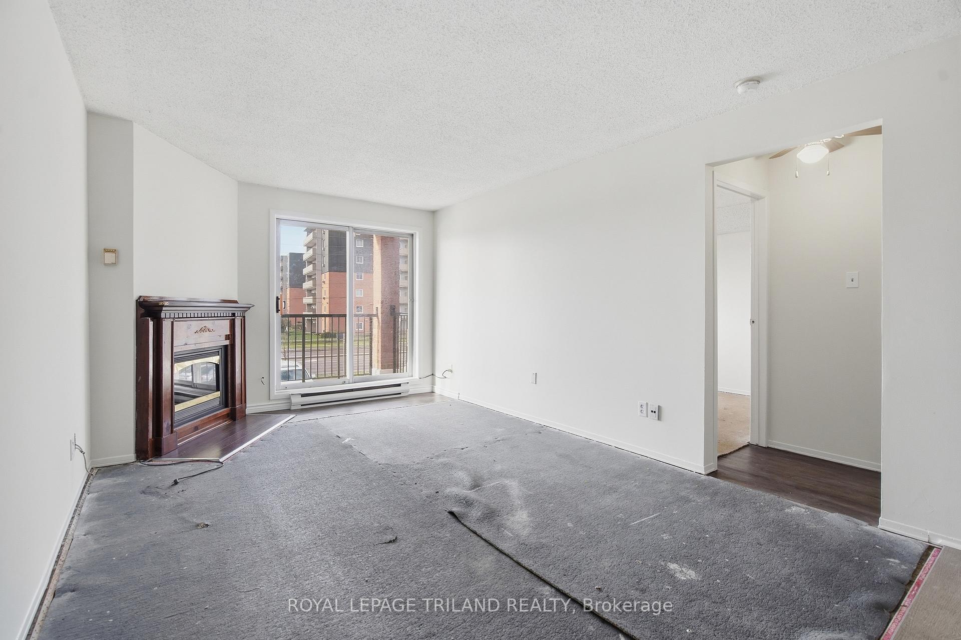 Photo 10 of Unit 135, 1096 Jalna Boulevard, London, South X — HOMEH