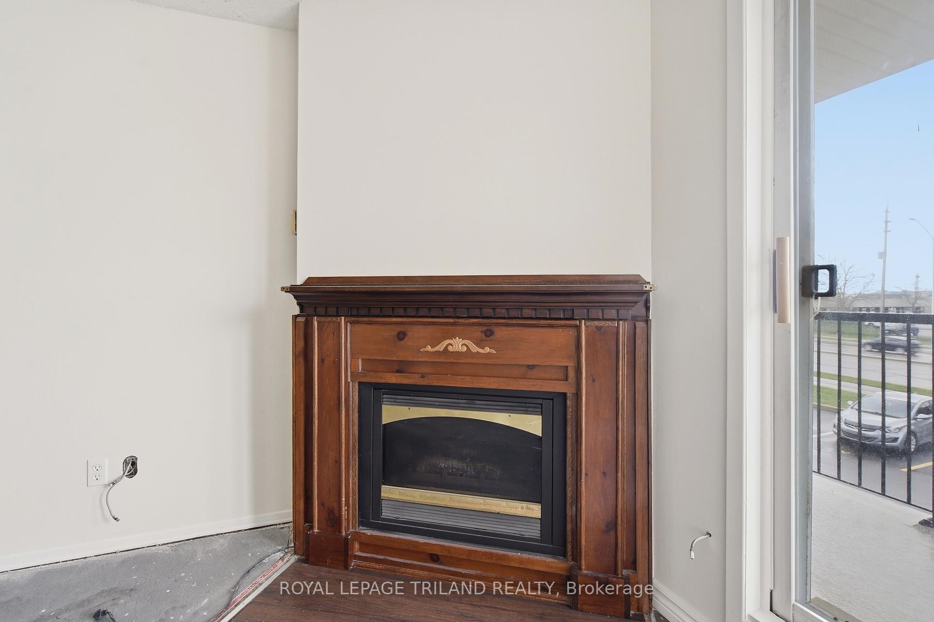 Photo 12 of Unit 135, 1096 Jalna Boulevard, London, South X — HOMEH