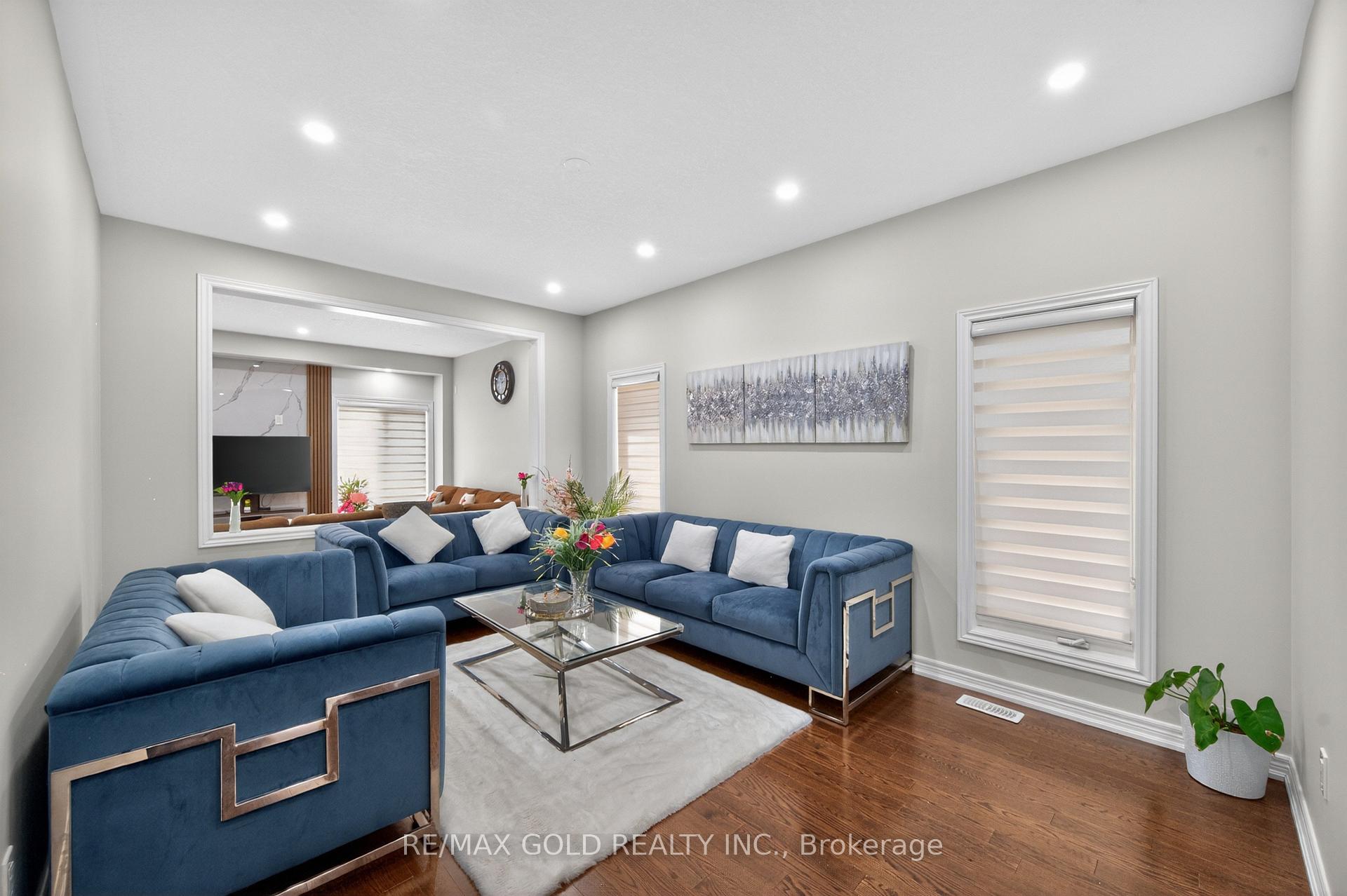 Photo 7 of 28 Weatherall Avenue, Cambridge, Preston Heights — HOMEH