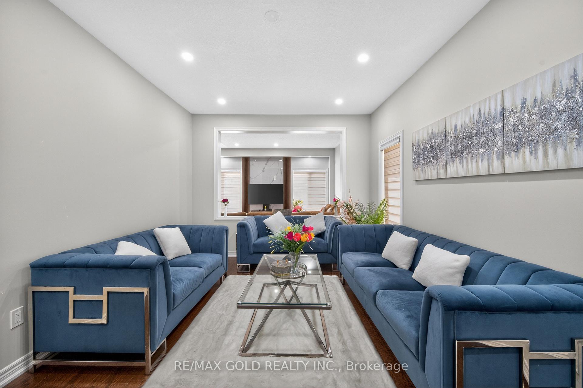 Photo 8 of 28 Weatherall Avenue, Cambridge, Preston Heights — HOMEH