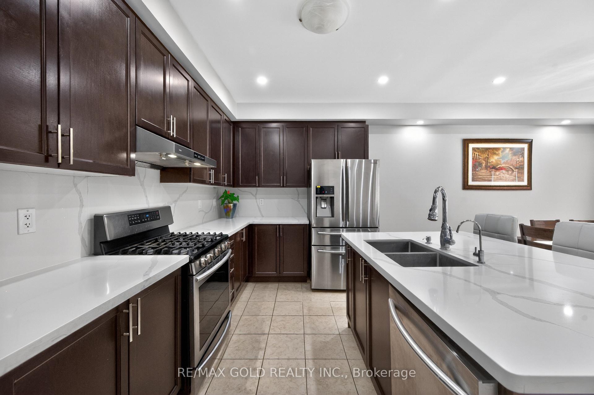 Photo 14 of 28 Weatherall Avenue, Cambridge, Preston Heights — HOMEH