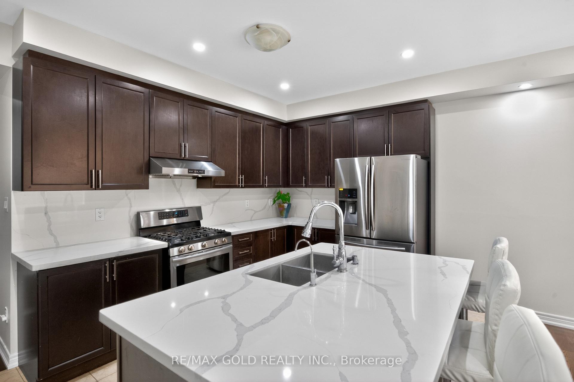 Photo 15 of 28 Weatherall Avenue, Cambridge, Preston Heights — HOMEH