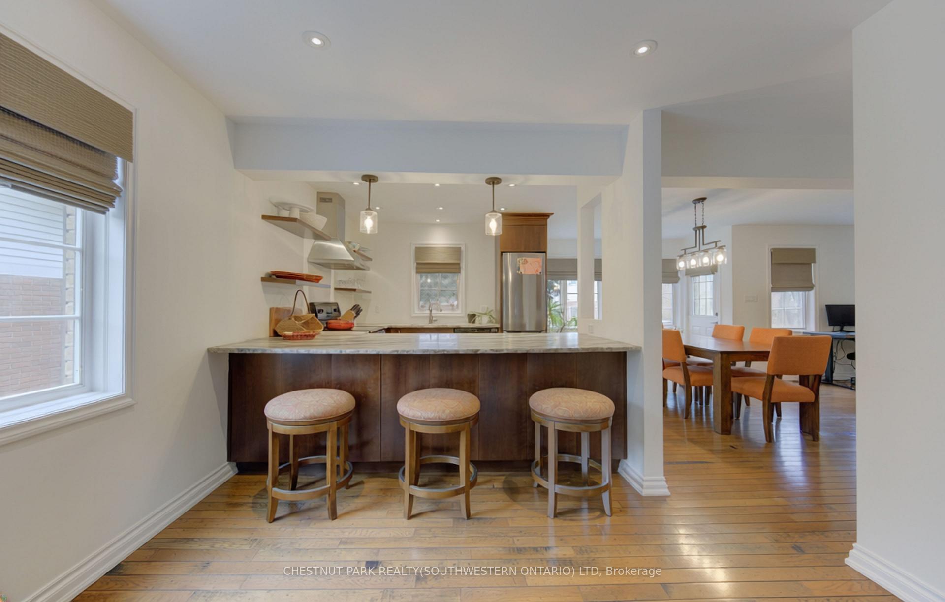 Photo 9 of Unit 9, 306 Roxton Drive, Waterloo, Upper Beechwood — HOMEH