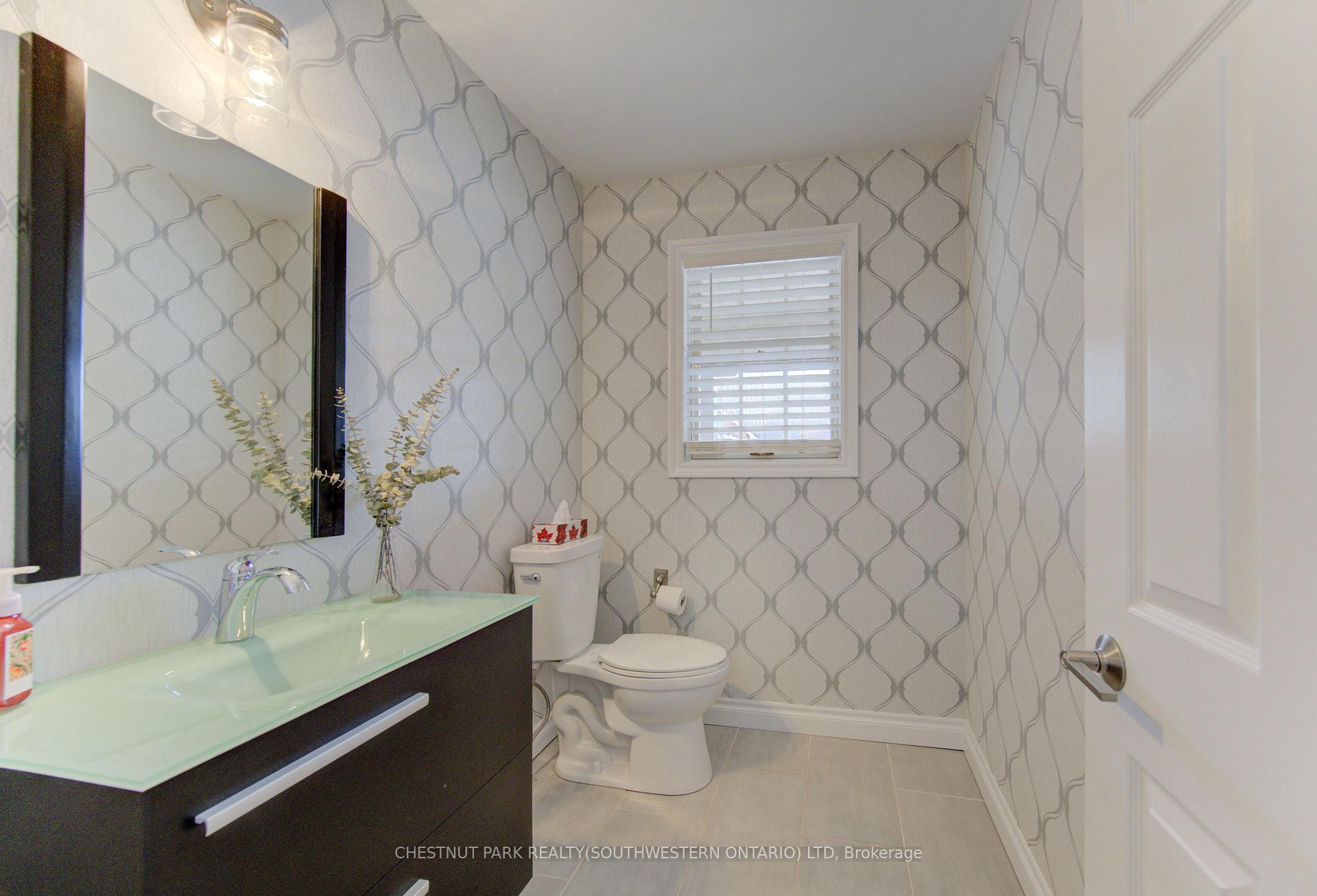 Photo 15 of Unit 9, 306 Roxton Drive, Waterloo, Upper Beechwood — HOMEH