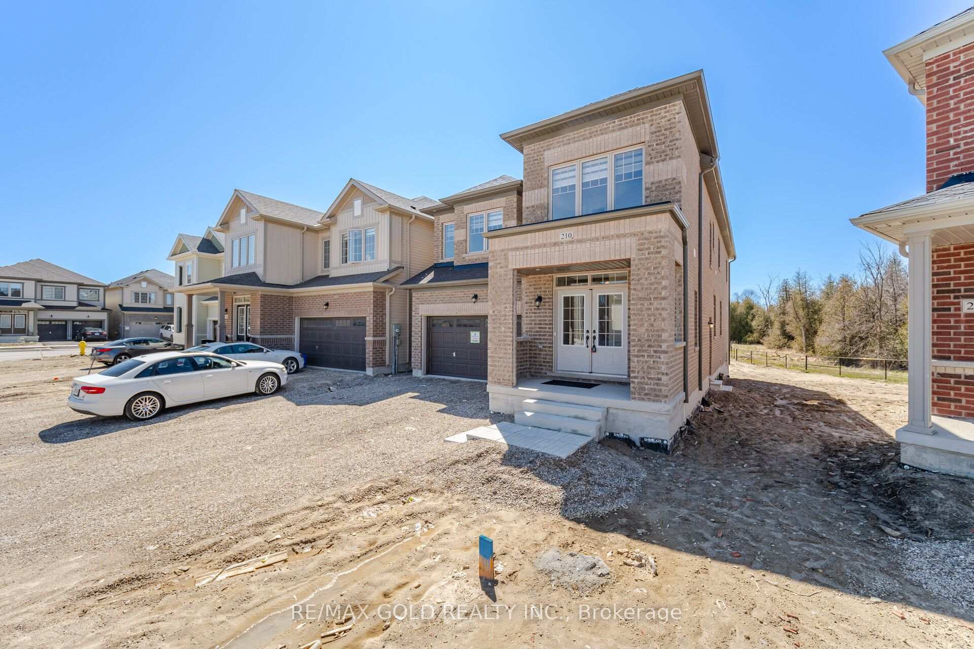 Photo 2 of 210 Chippewa Avenue, Shelburne — HOMEH