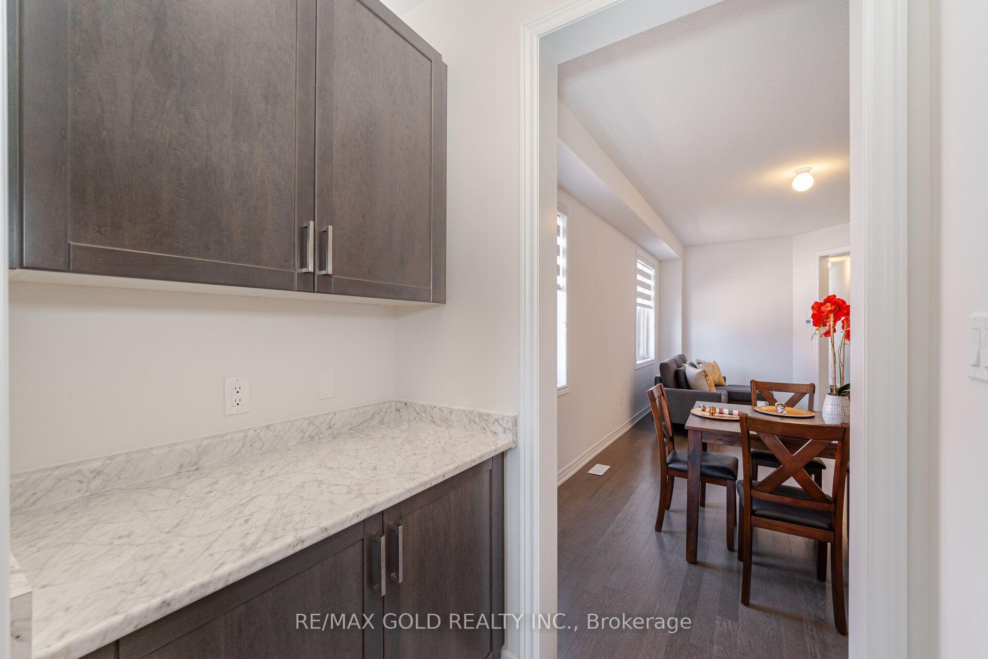 Photo 11 of 210 Chippewa Avenue, Shelburne — HOMEH