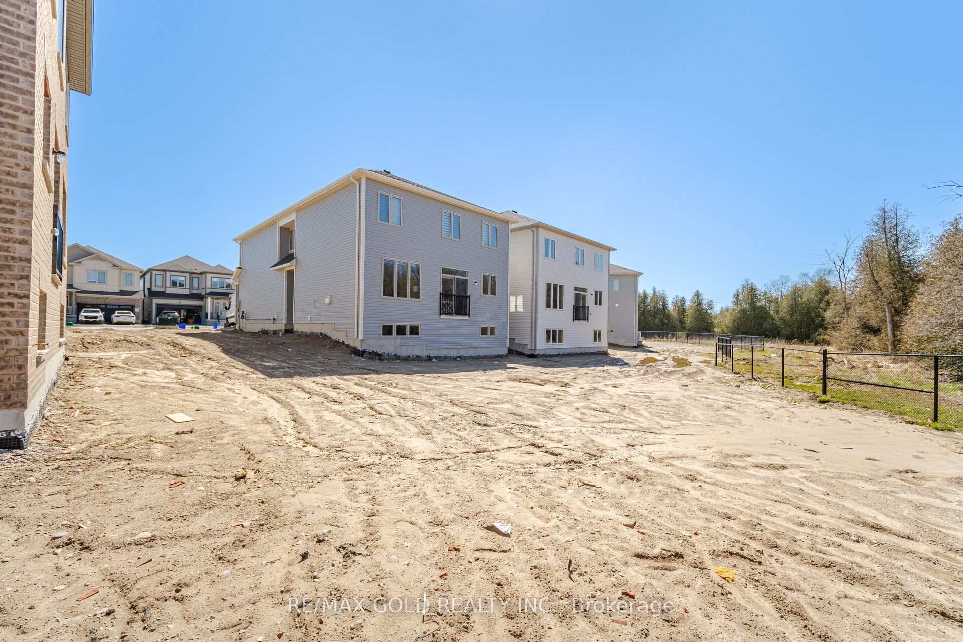 Photo 49 of 210 Chippewa Avenue, Shelburne — HOMEH