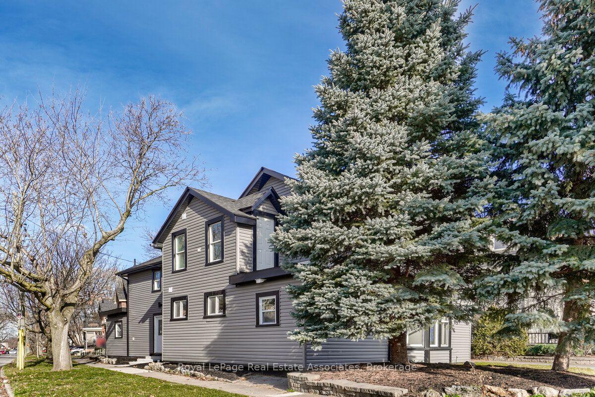 Photo 2 of Unit 1, 39 Welland Avenue S, St. Catharines, Downtown — HOMEH