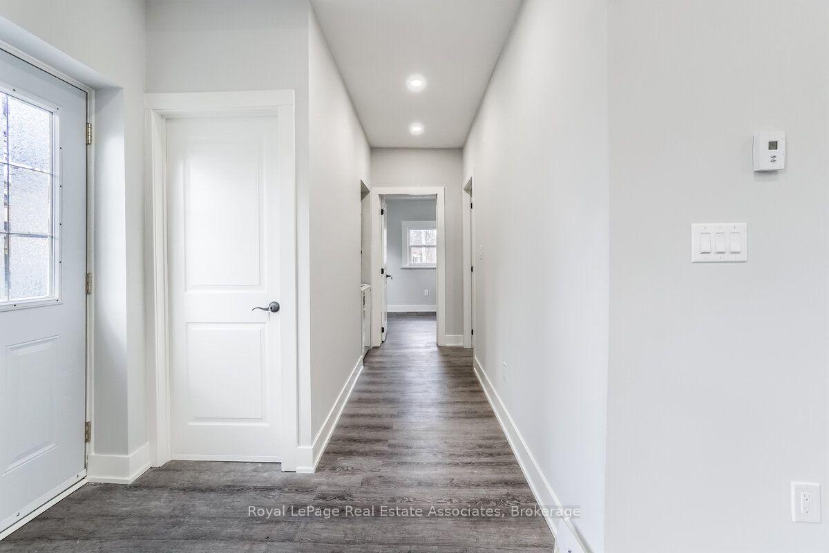 Photo 12 of Unit 1, 39 Welland Avenue S, St. Catharines, Downtown — HOMEH