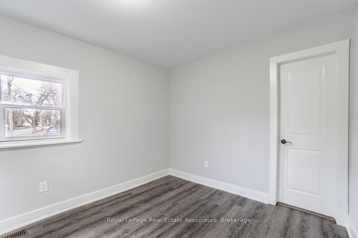 Photo 17 of Unit 1, 39 Welland Avenue S, St. Catharines, Downtown — HOMEH
