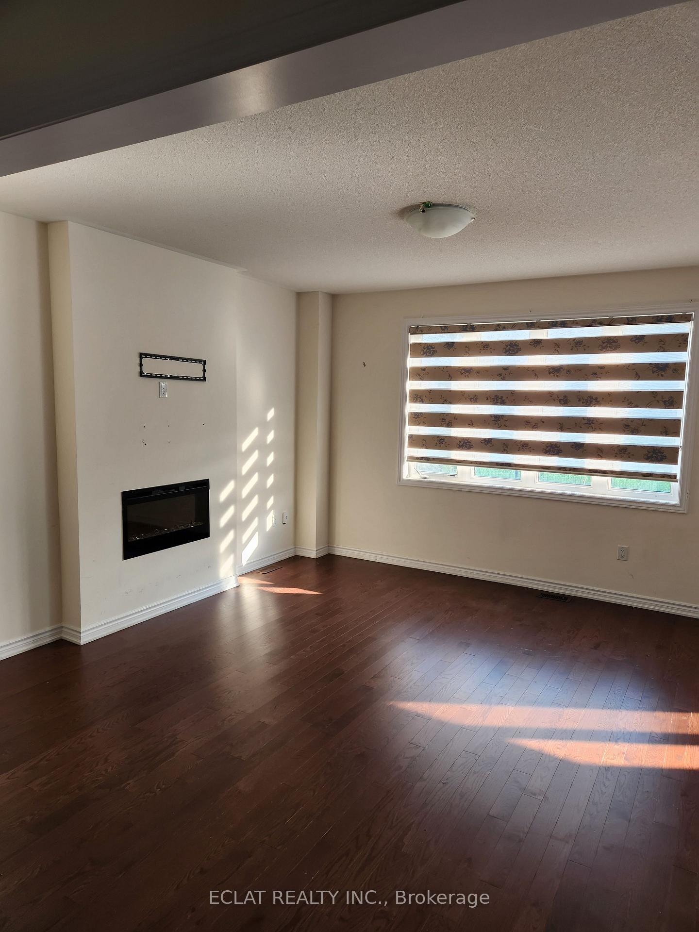 Photo 2 of 134 Petch Avenue, Caledon, Rural Caledon — HOMEH