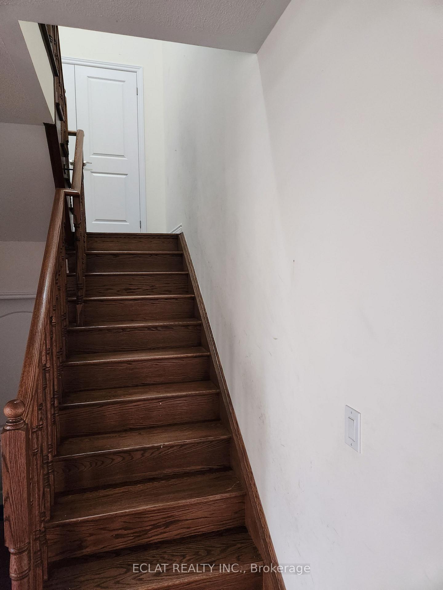 Photo 5 of 134 Petch Avenue, Caledon, Rural Caledon — HOMEH