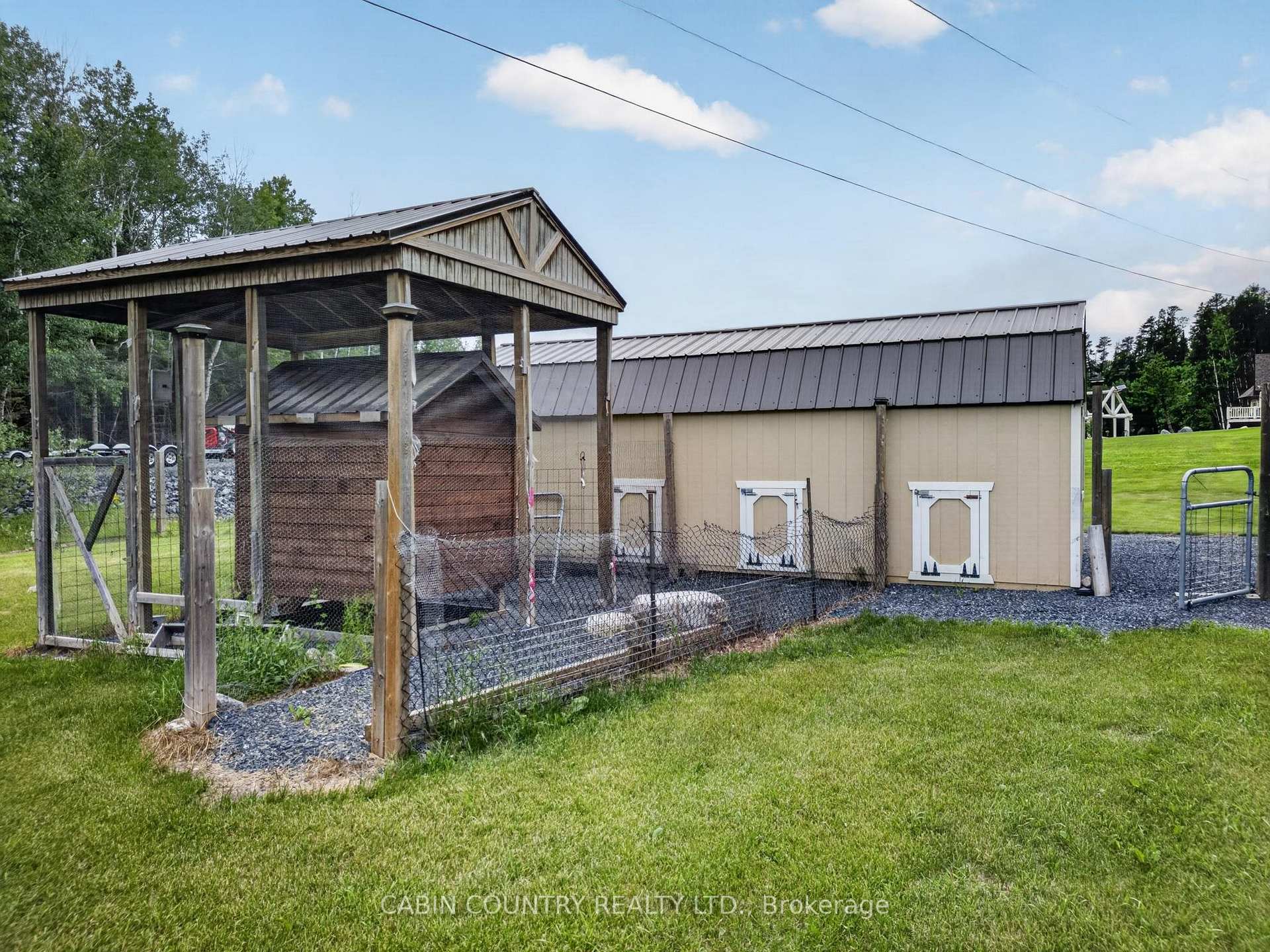 Photo 37 of 746 East Melick Road, Kenora, Kenora Northeast — HOMEH