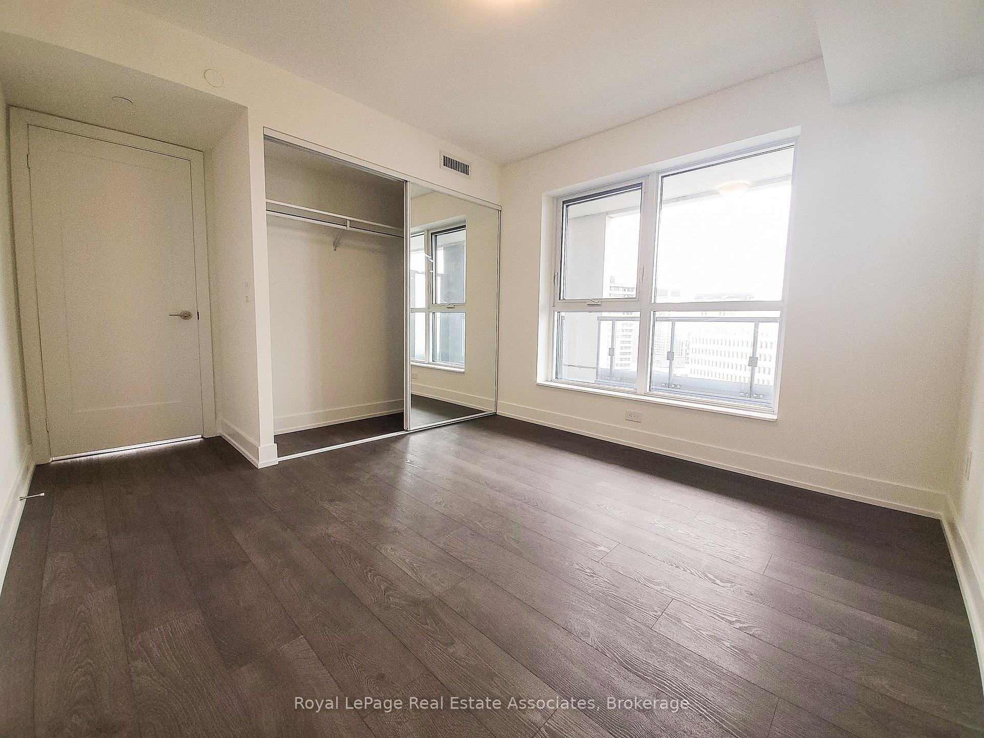 Photo 3 of Unit 1528, 5 Mabelle Avenue, Etobicoke, Islington-City Centre West — HOMEH