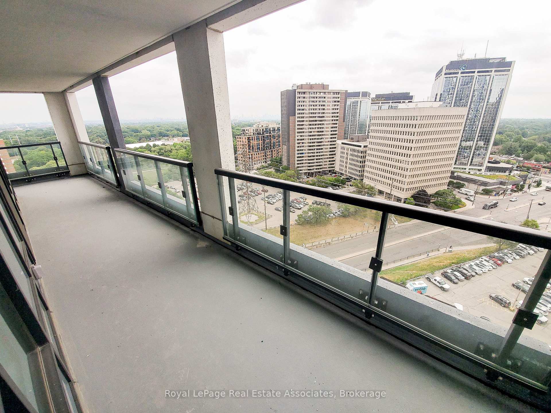 Photo 10 of Unit 1528, 5 Mabelle Avenue, Etobicoke, Islington-City Centre West — HOMEH