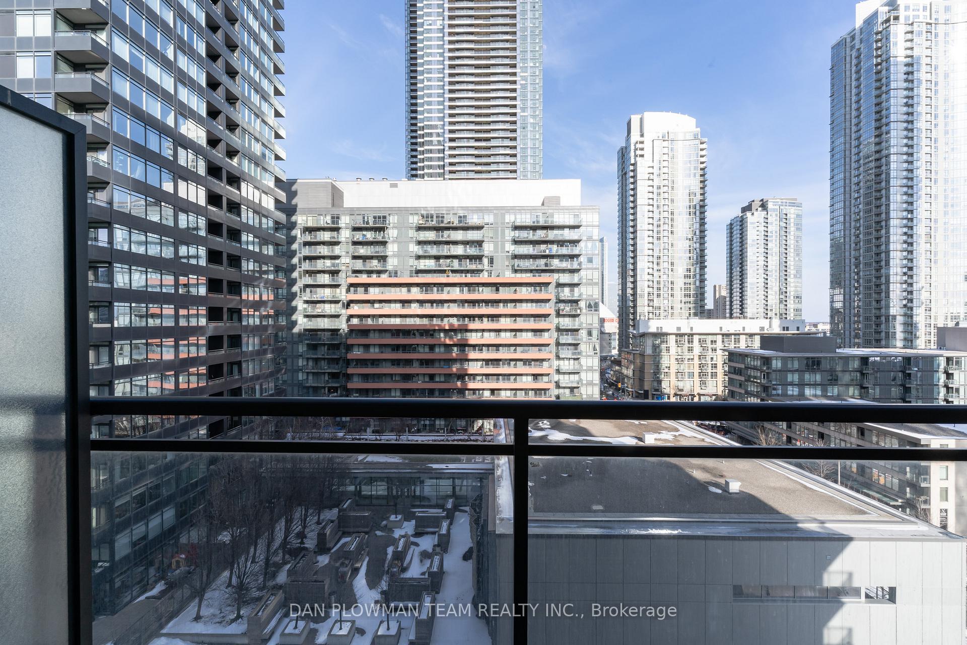Photo 20 of Unit 1006, 8 Telegram Mews, Toronto, Waterfront Communities — HOMEH