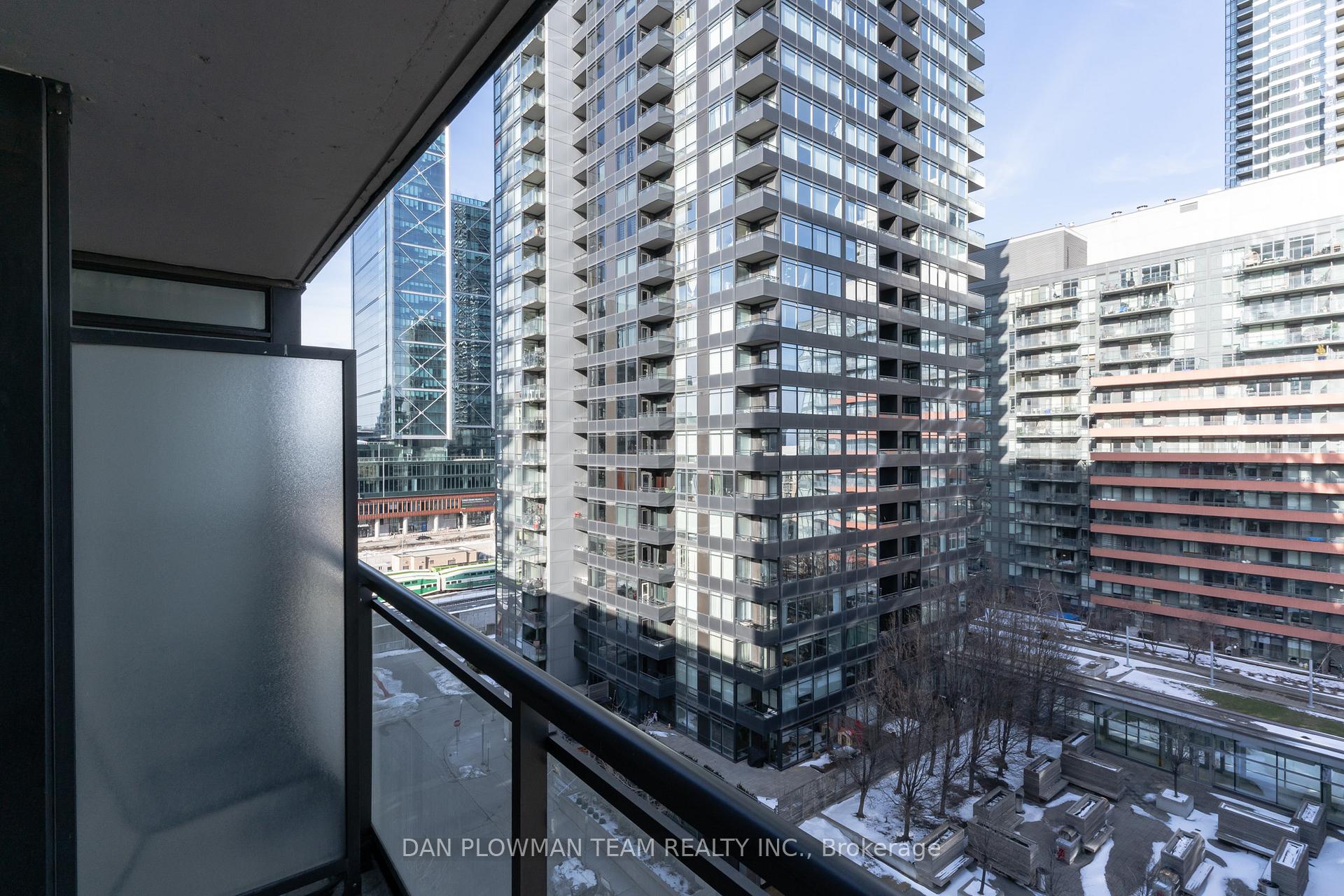 Photo 21 of Unit 1006, 8 Telegram Mews, Toronto, Waterfront Communities — HOMEH