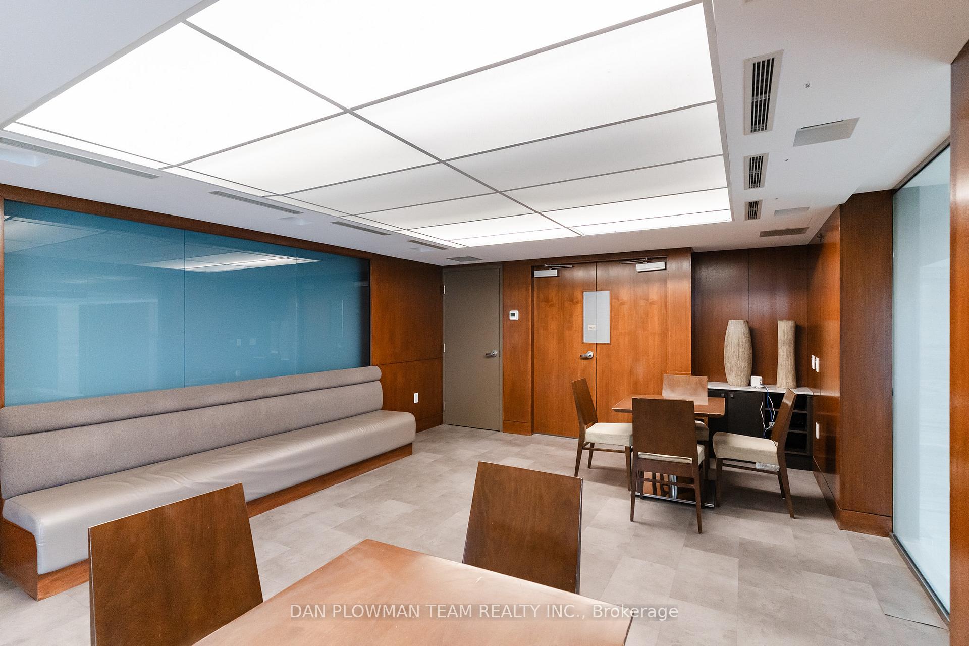 Photo 24 of Unit 1006, 8 Telegram Mews, Toronto, Waterfront Communities — HOMEH