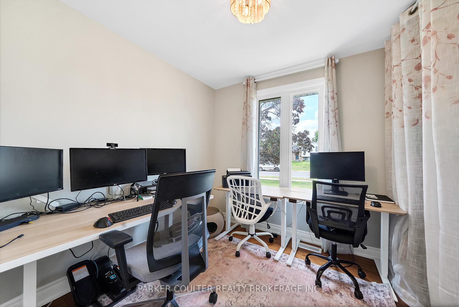 Photo 16 of 289 Pine Drive, Barrie, Bayshore — HOMEH