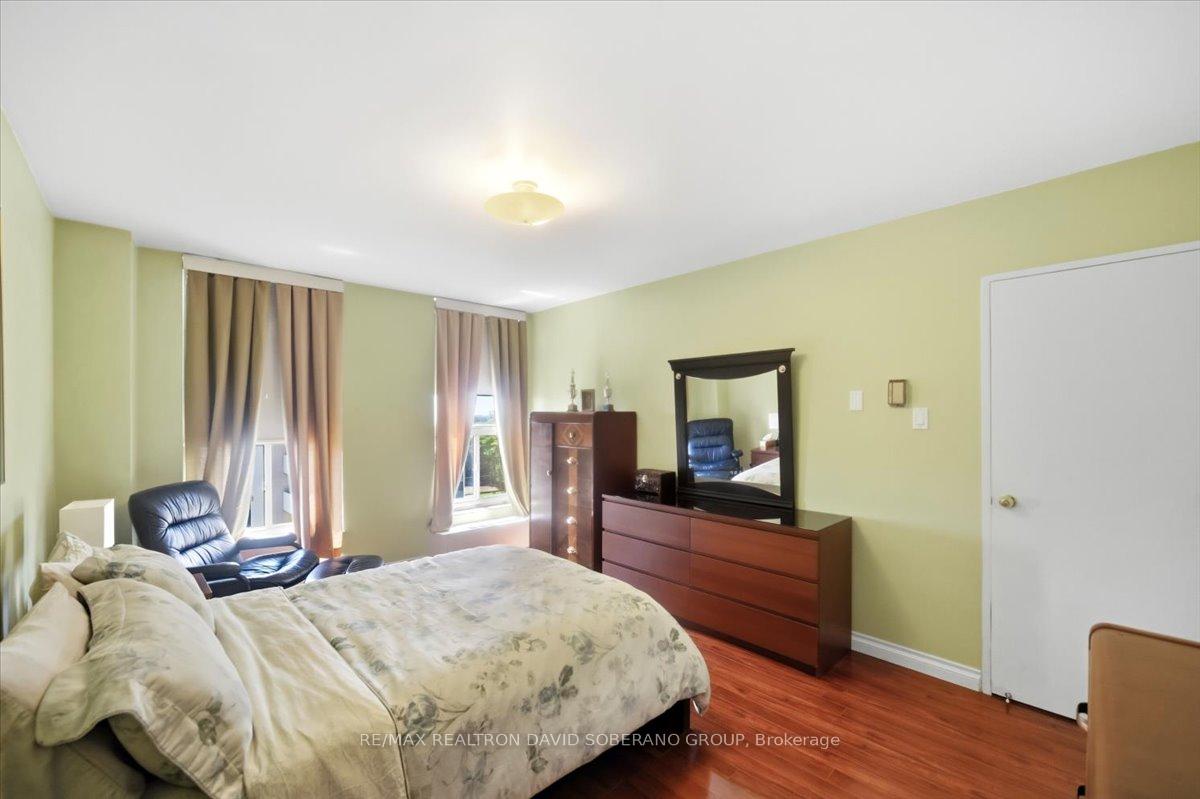Photo 19 of Unit 601, 130 Neptune Drive, Toronto, Englemount-Lawrence — HOMEH