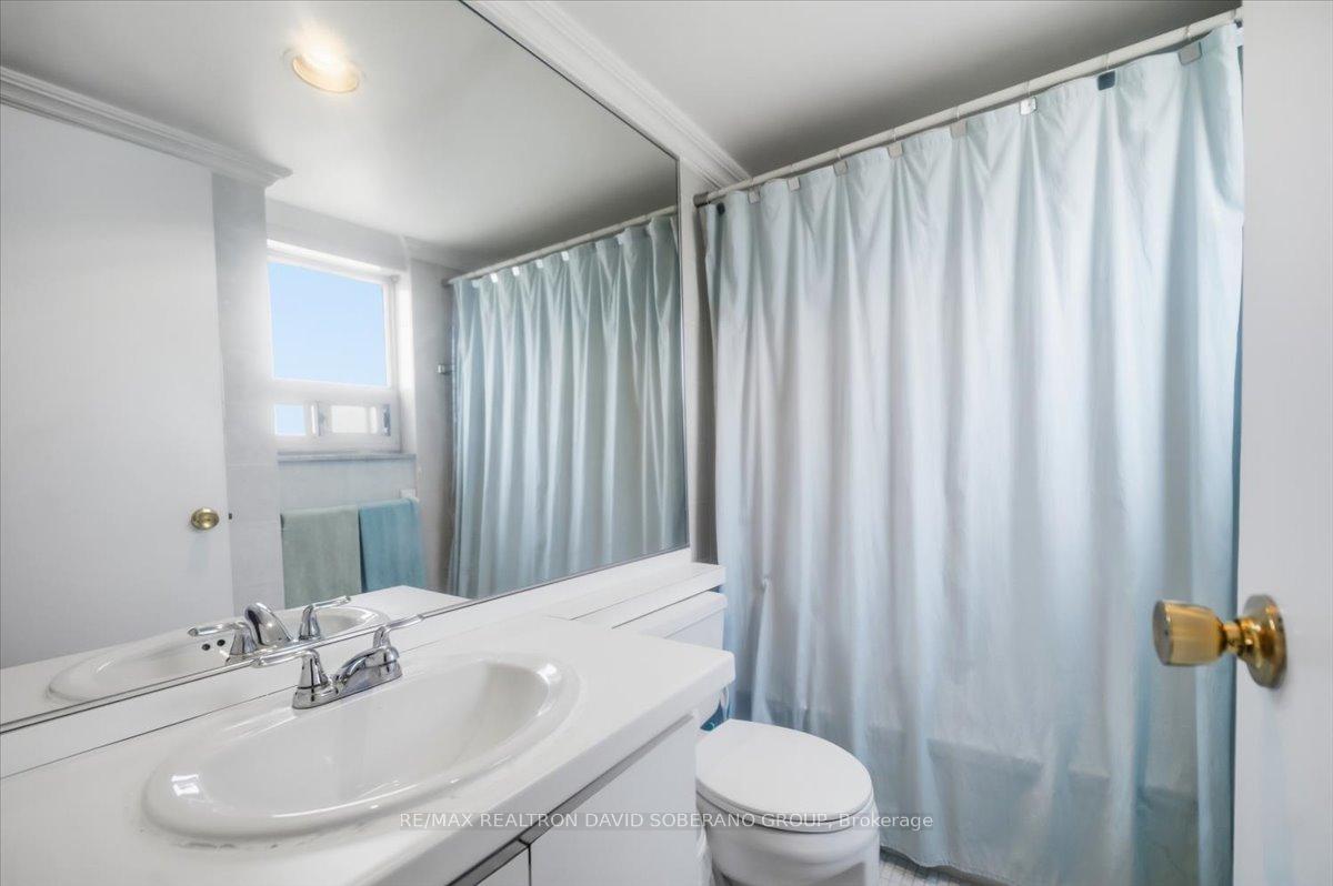 Photo 22 of Unit 601, 130 Neptune Drive, Toronto, Englemount-Lawrence — HOMEH