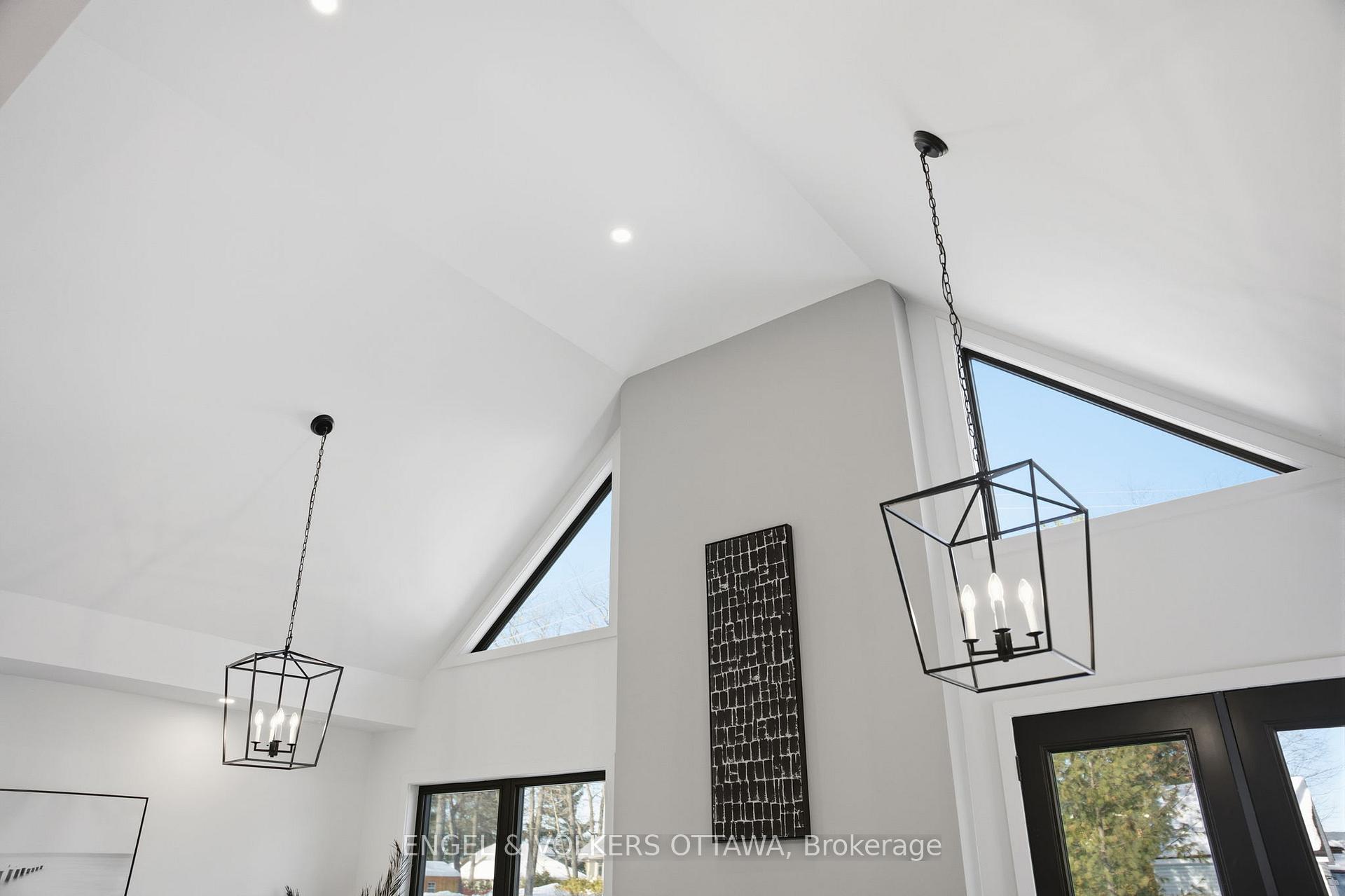 Photo 3 of 557 Bayview Drive, Ottawa, Constance Bay — HOMEH