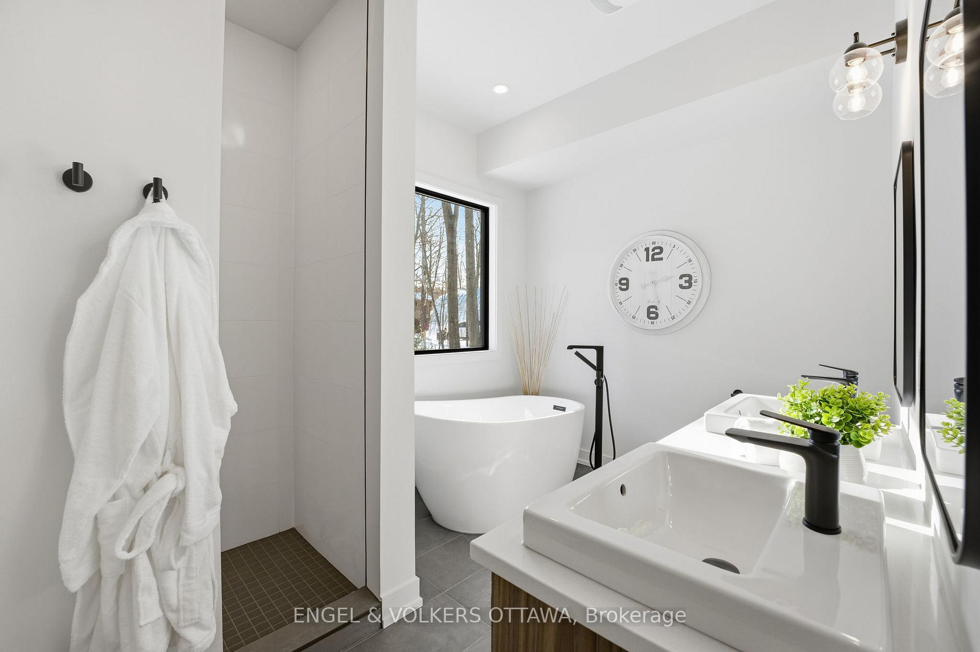 Photo 17 of 557 Bayview Drive, Ottawa, Constance Bay — HOMEH