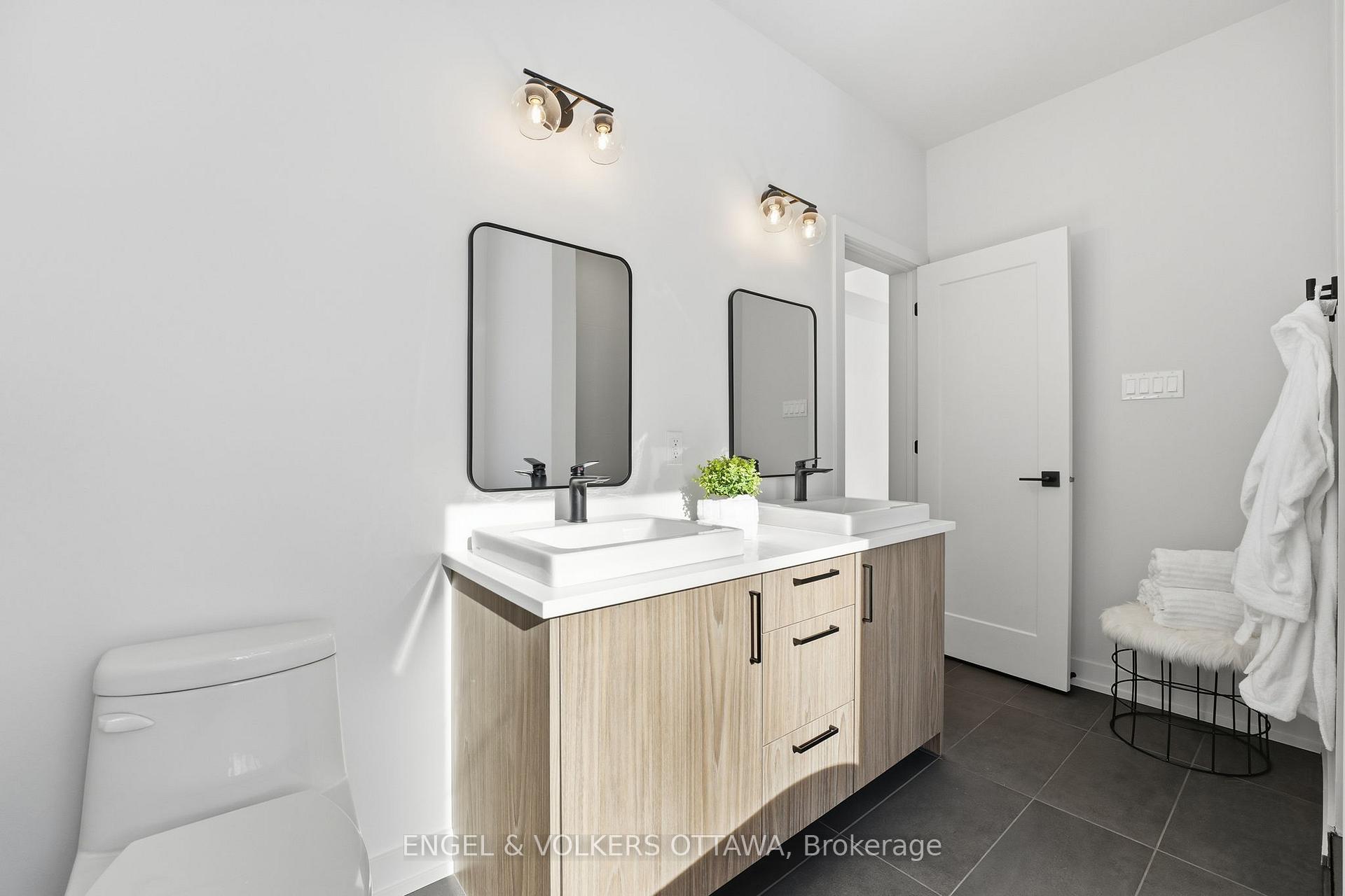 Photo 19 of 557 Bayview Drive, Ottawa, Constance Bay — HOMEH