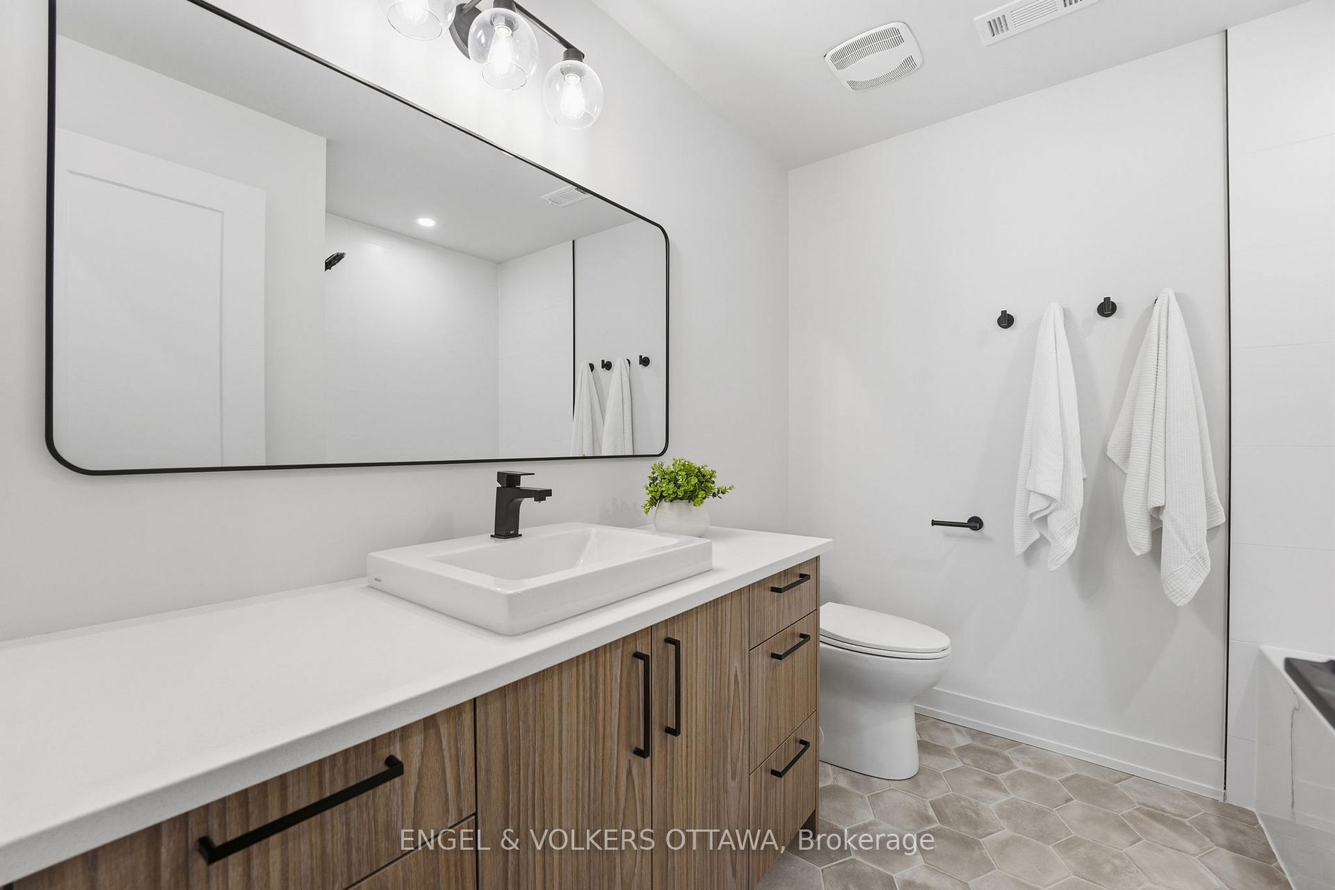Photo 23 of 557 Bayview Drive, Ottawa, Constance Bay — HOMEH