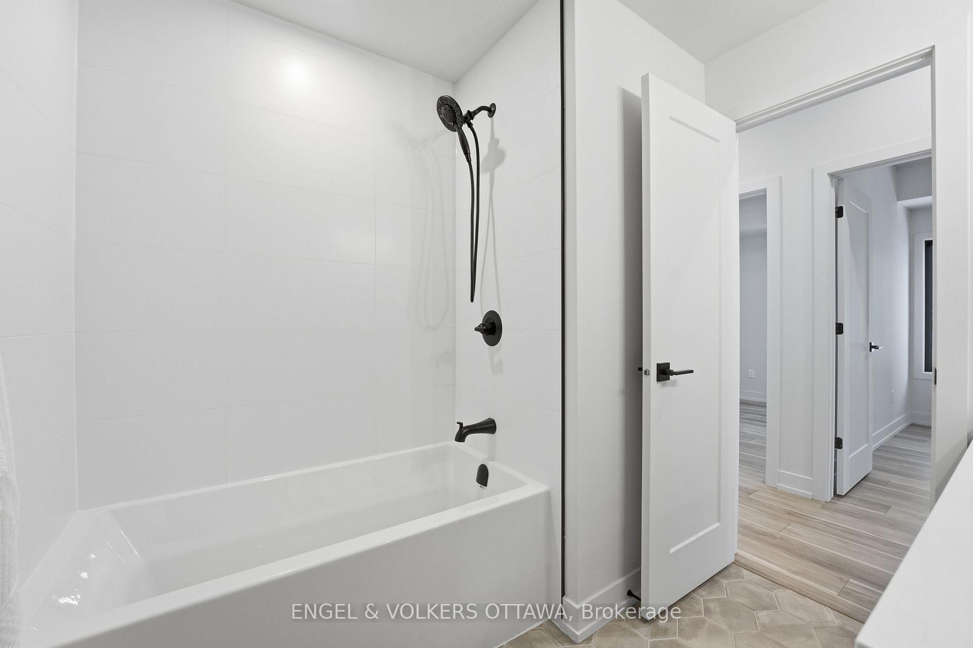Photo 24 of 557 Bayview Drive, Ottawa, Constance Bay — HOMEH
