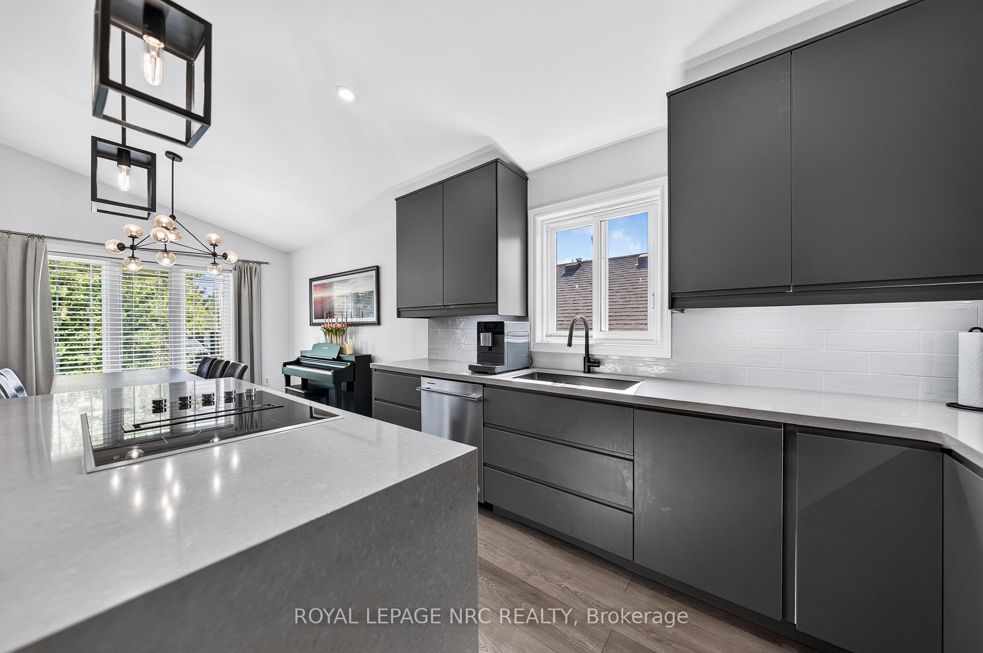 Photo 13 of 3843 Weinbrenner Road, Niagara Falls, Chippawa — HOMEH