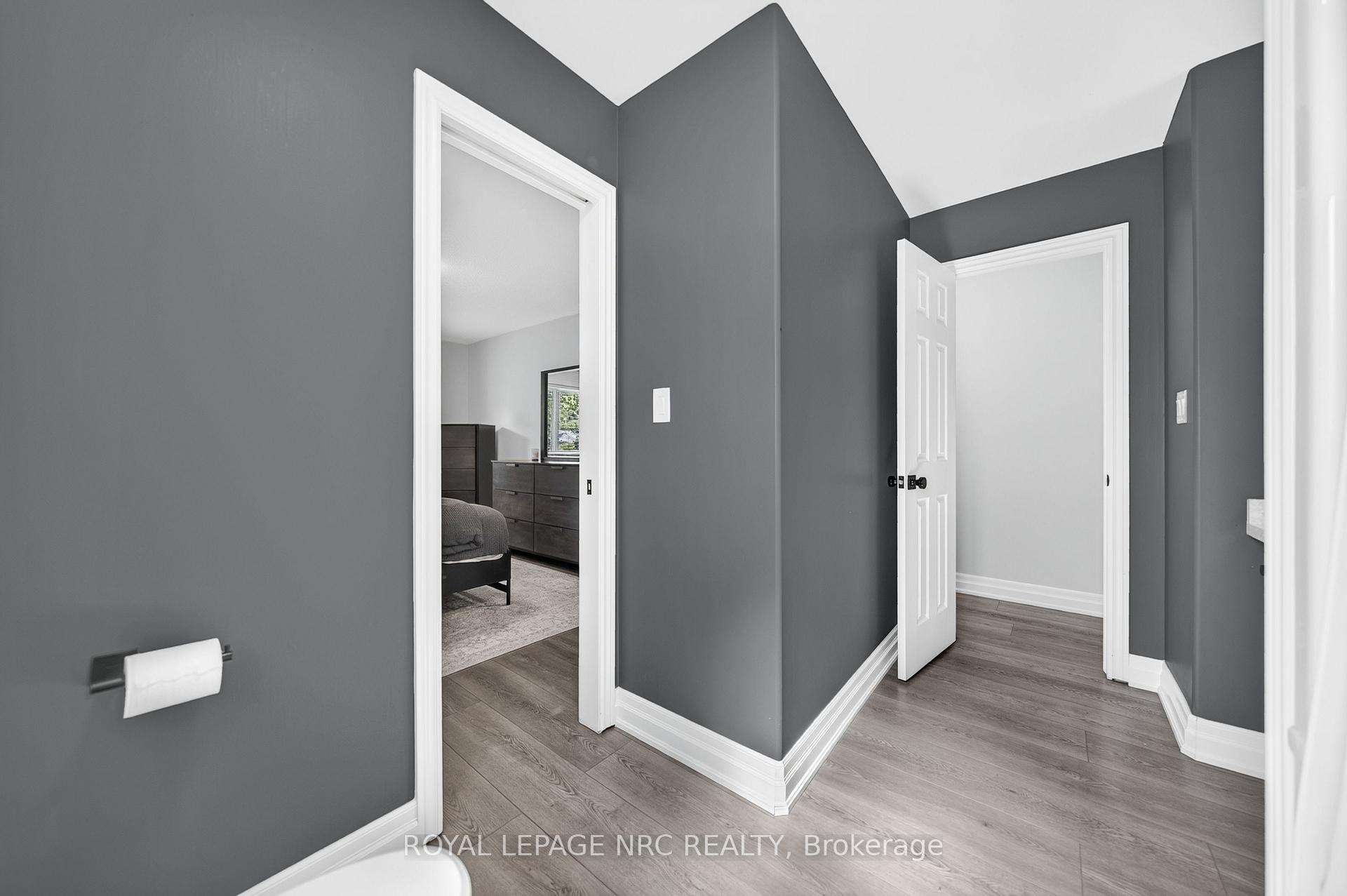 Photo 26 of 3843 Weinbrenner Road, Niagara Falls, Chippawa — HOMEH