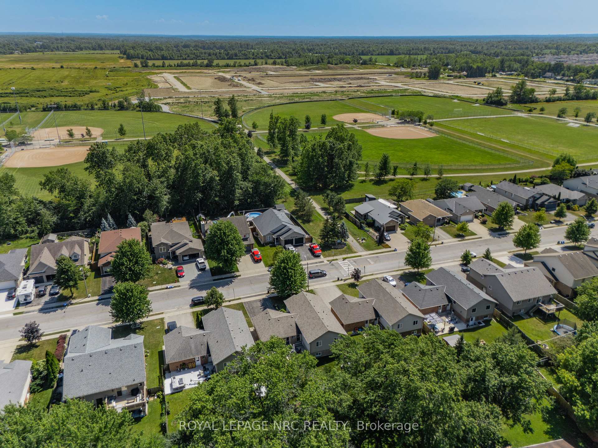 Photo 49 of 3843 Weinbrenner Road, Niagara Falls, Chippawa — HOMEH