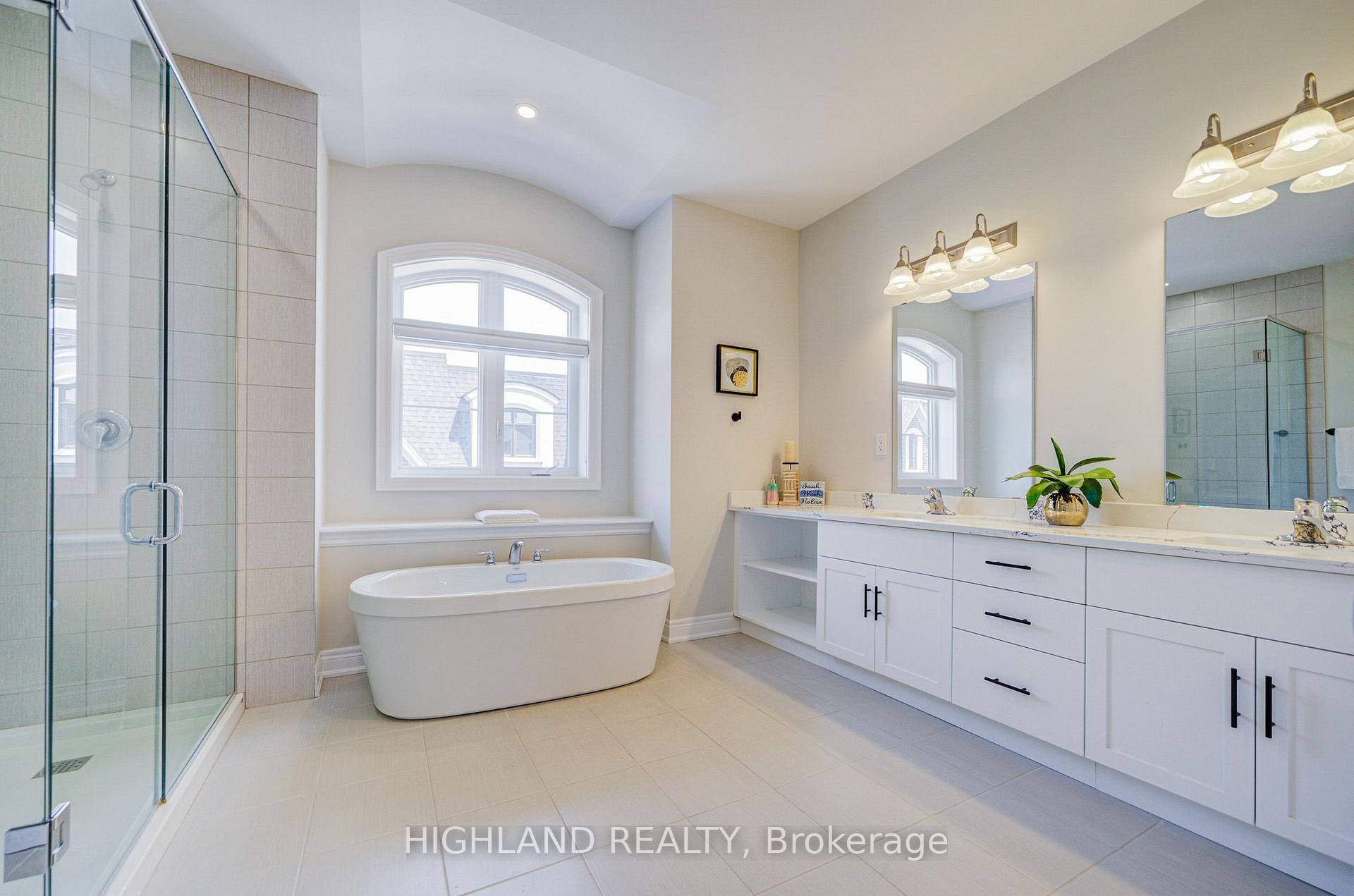 Photo 42 of Unit 22, 270 Melody Common, Oakville, River Oaks — HOMEH