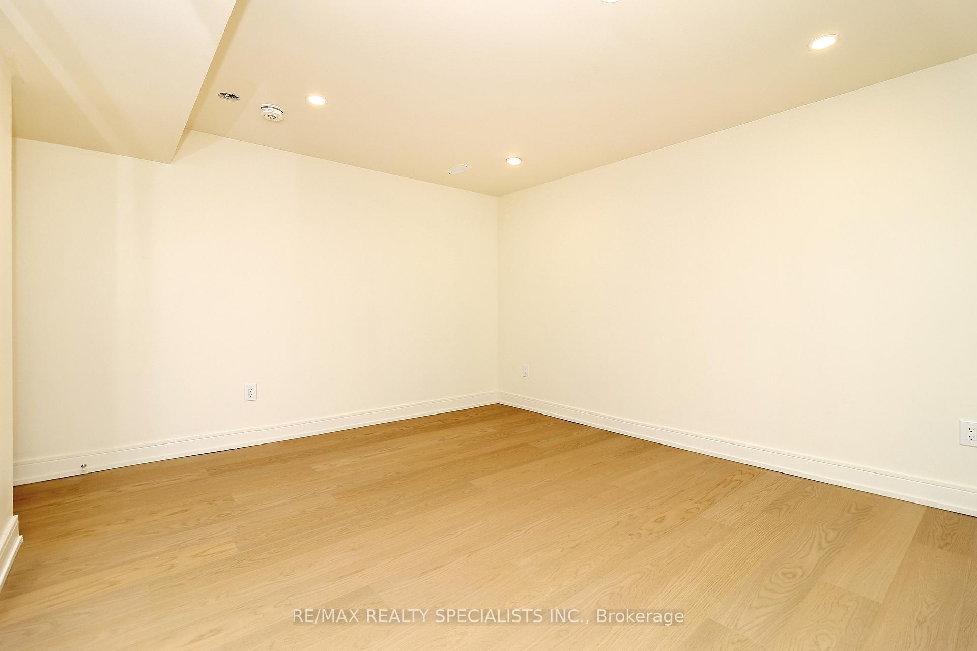Photo 7 of 5815 Rainspring Drive, Mississauga, Churchill Meadows — HOMEH