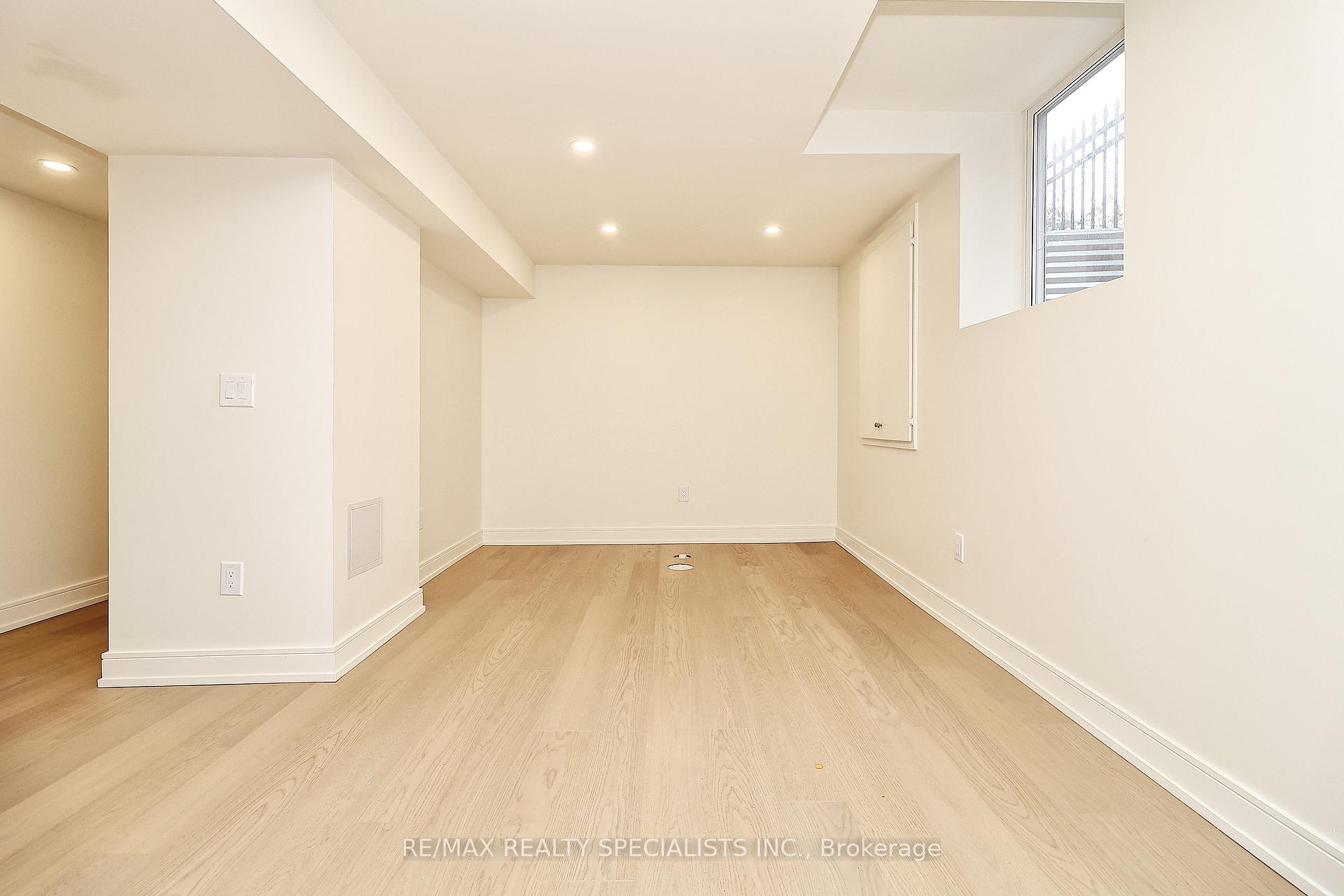 Photo 19 of 5815 Rainspring Drive, Mississauga, Churchill Meadows — HOMEH