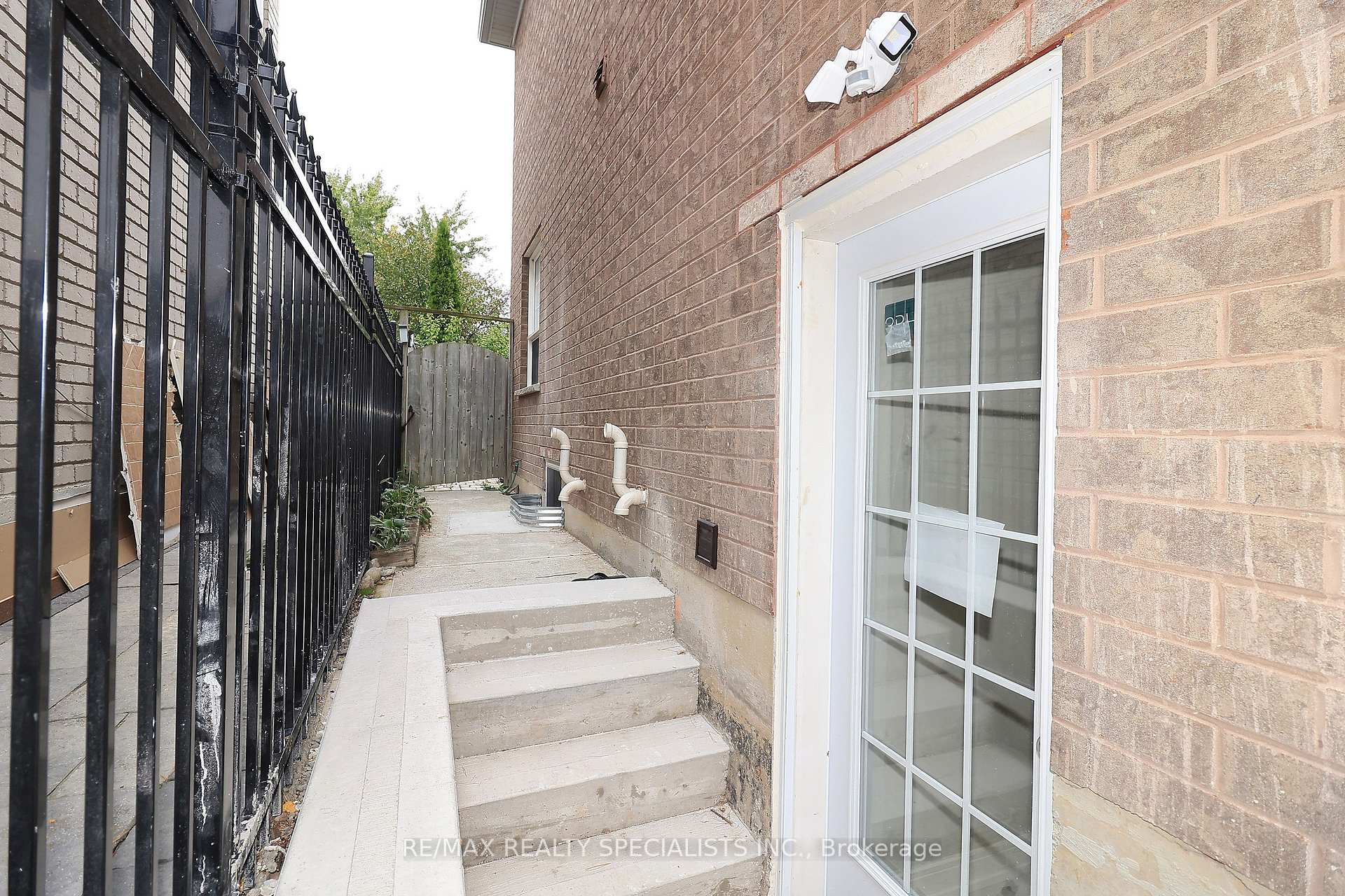 Photo 26 of 5815 Rainspring Drive, Mississauga, Churchill Meadows — HOMEH