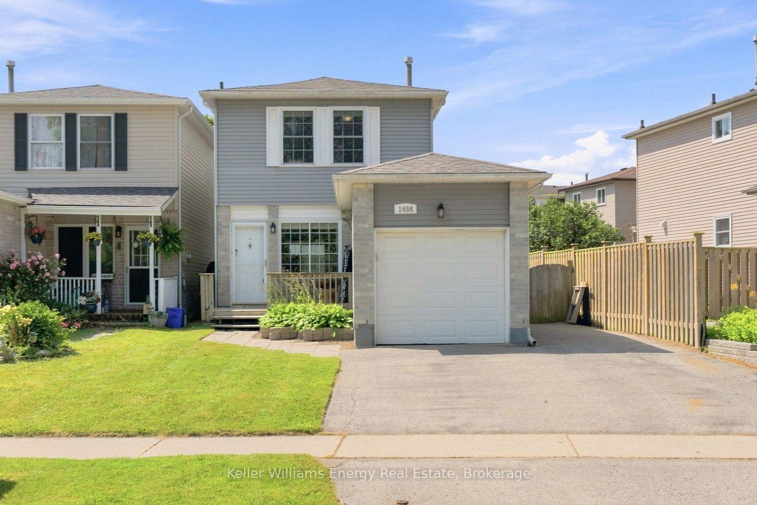 Front of 1454 Valley Drive